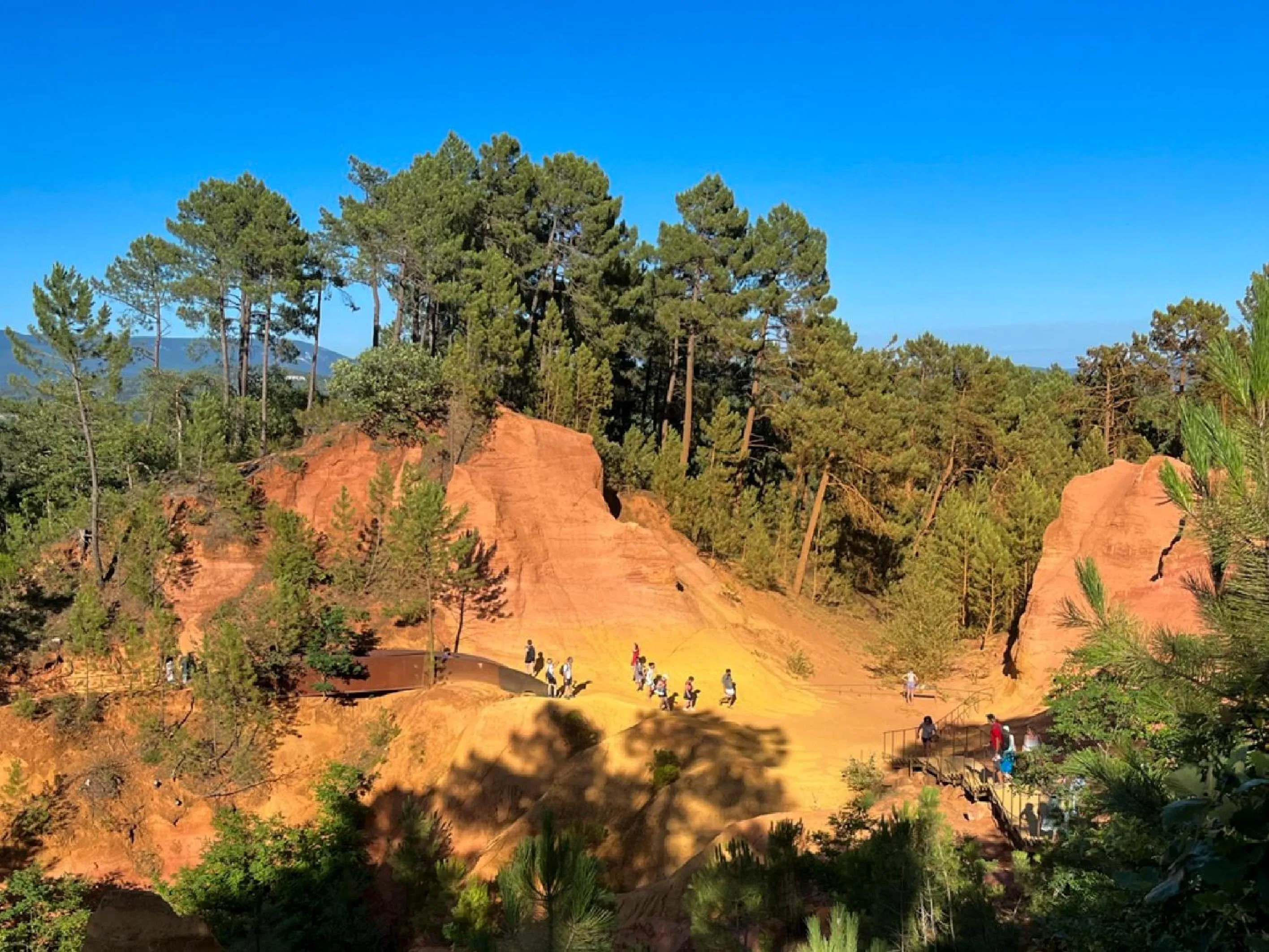 Natural landscape in Les Sables d'Ocre & SPA