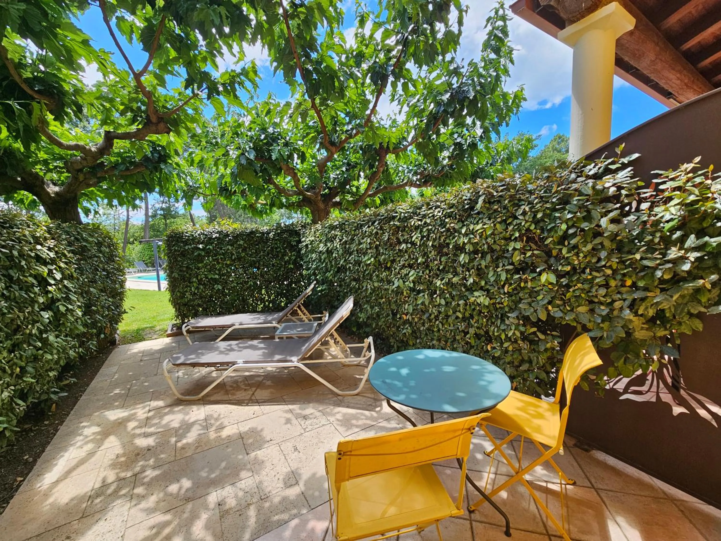Balcony/Terrace in Les Sables d'Ocre & SPA