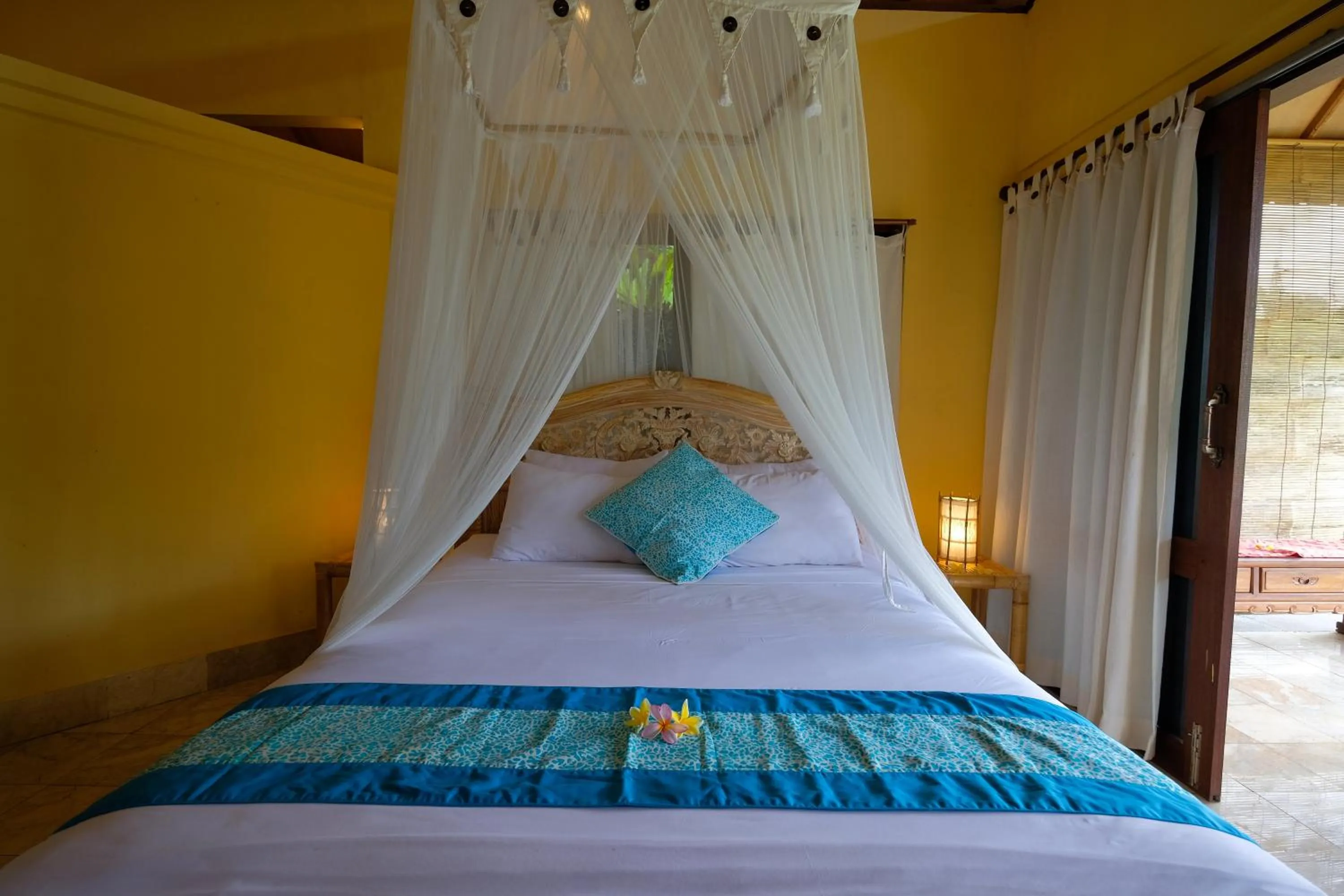 Bed in Sunrise Villa Ubud