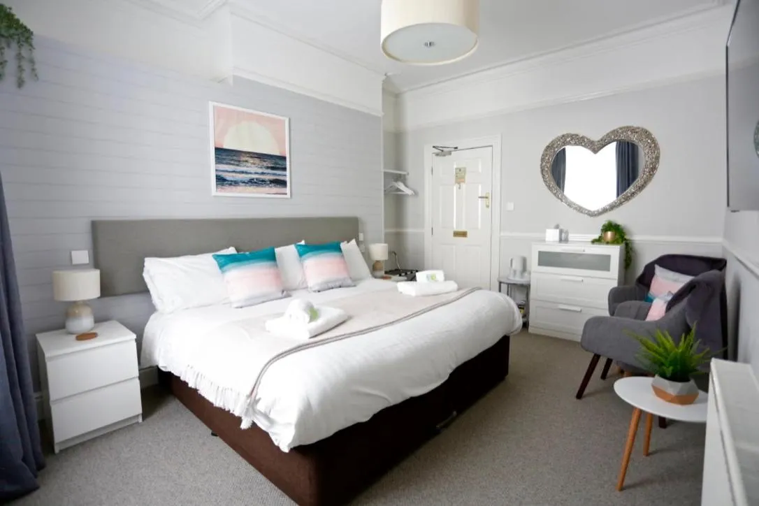 Bed in The Dolphin Hotel Exmouth