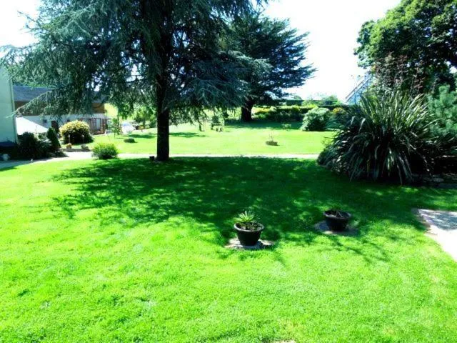 Garden in La Clé des Roulottes