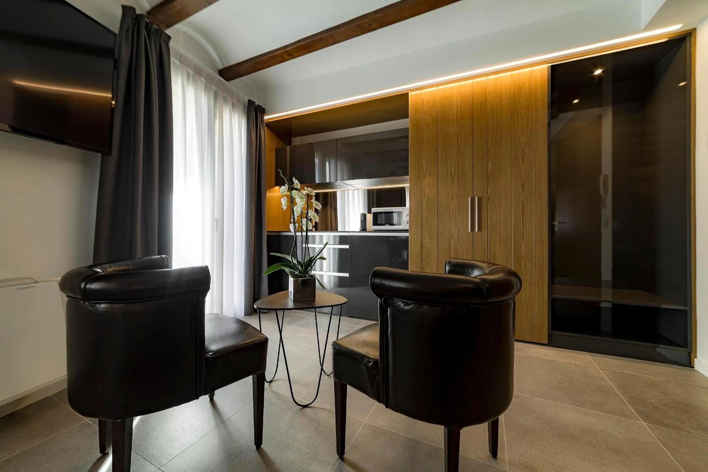 Vinatea Suites con jacuzzi privado en el centro de Morella