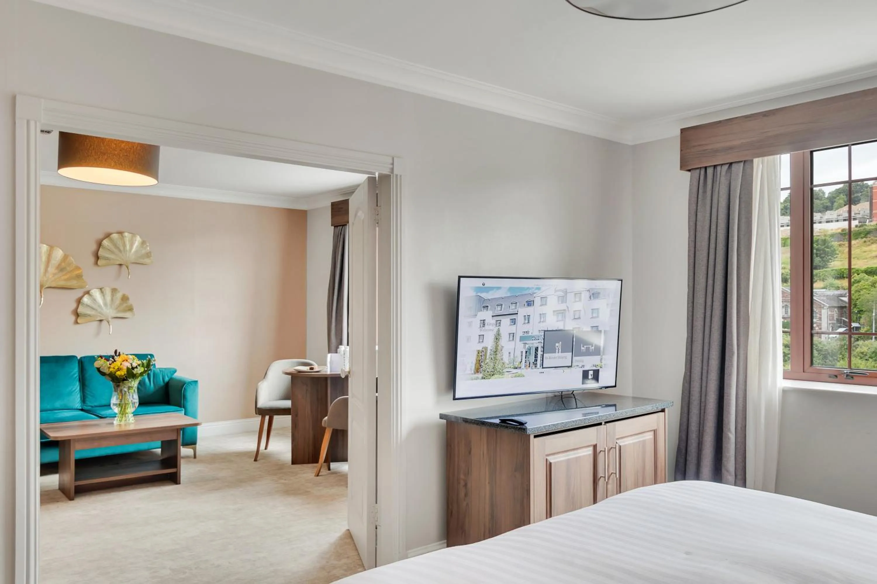 Bedroom, Bed in The Kingsley Hotel