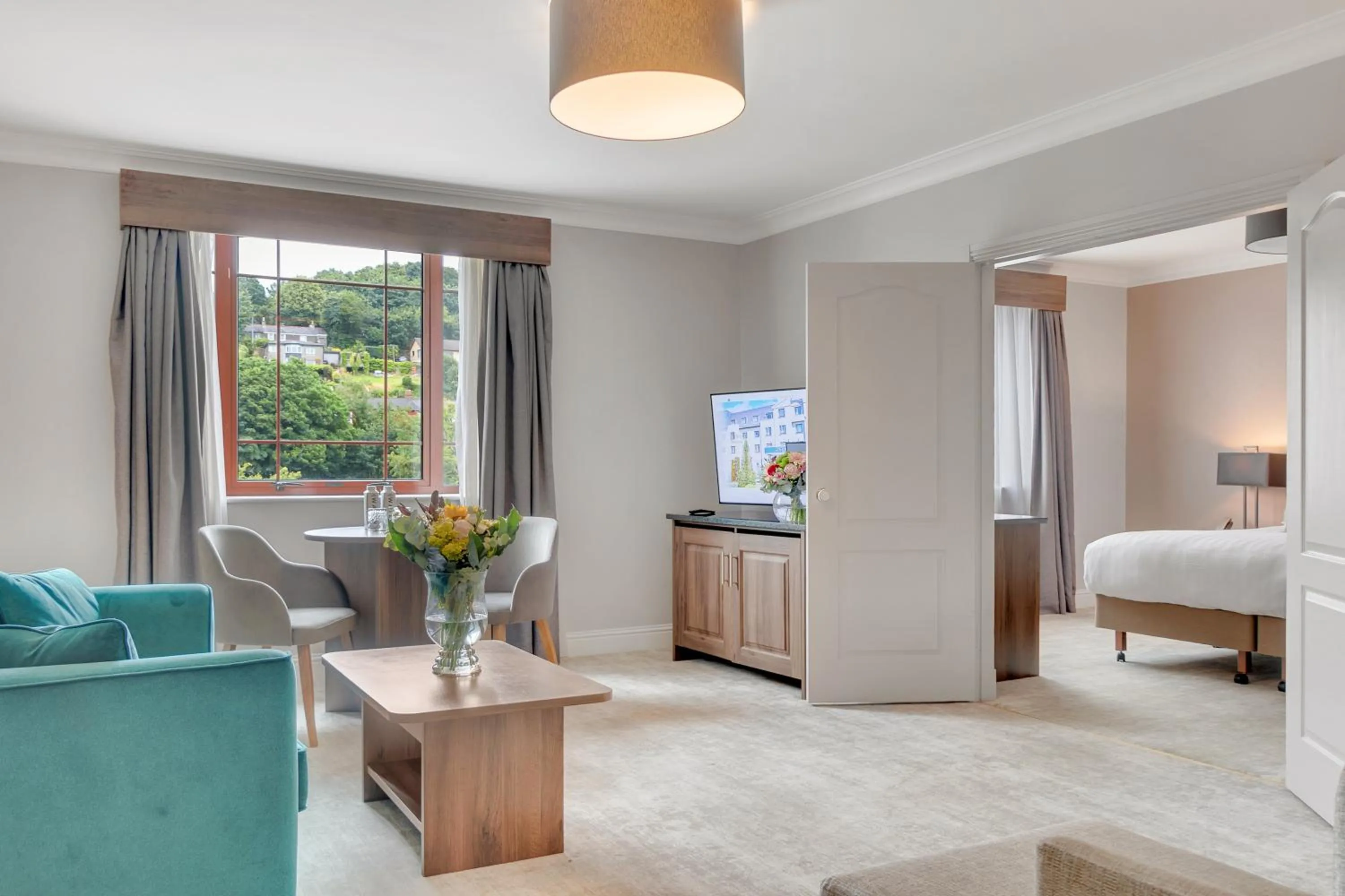 Bedroom, Bed in The Kingsley Hotel