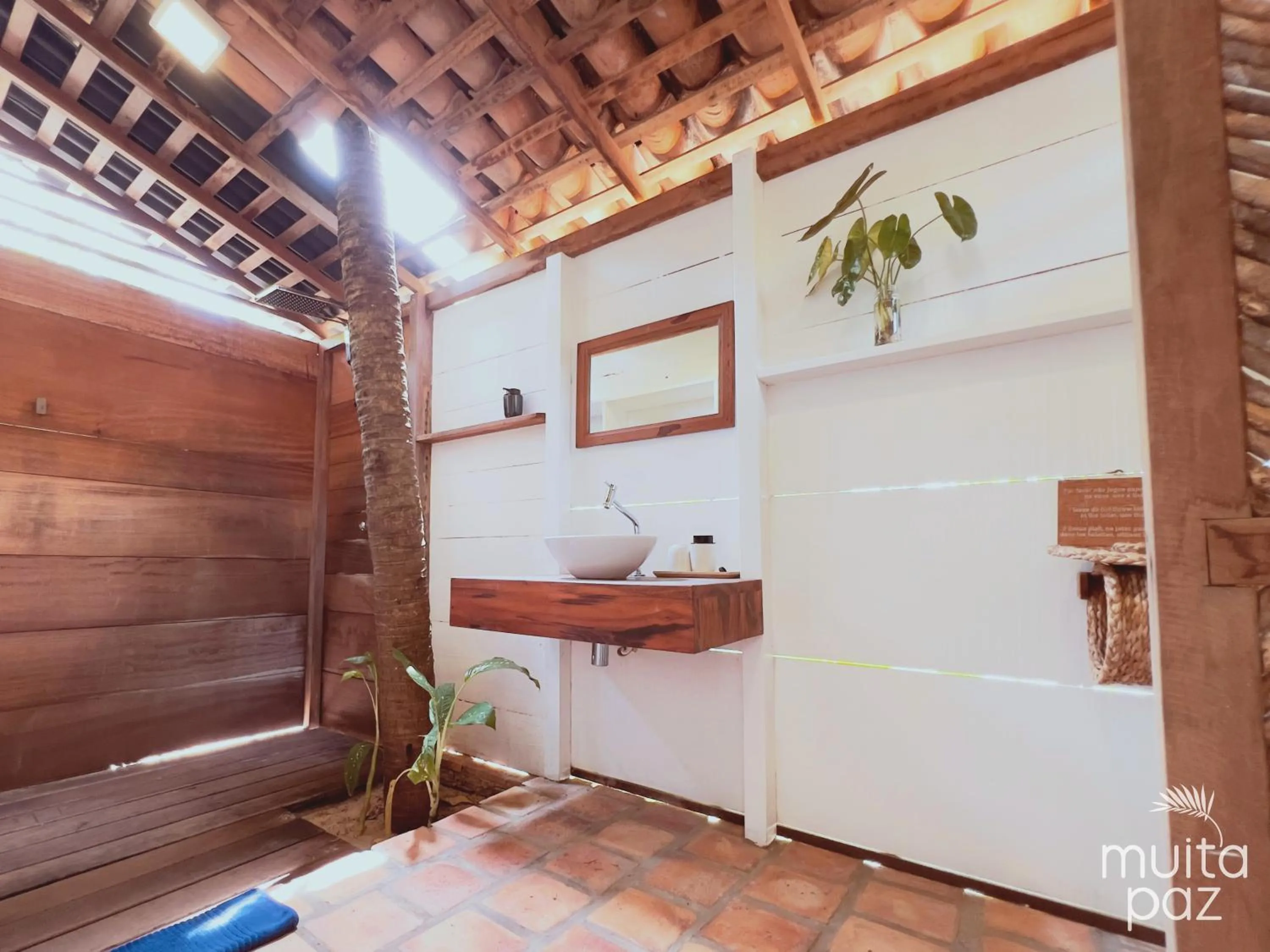 Bathroom in Muita Paz