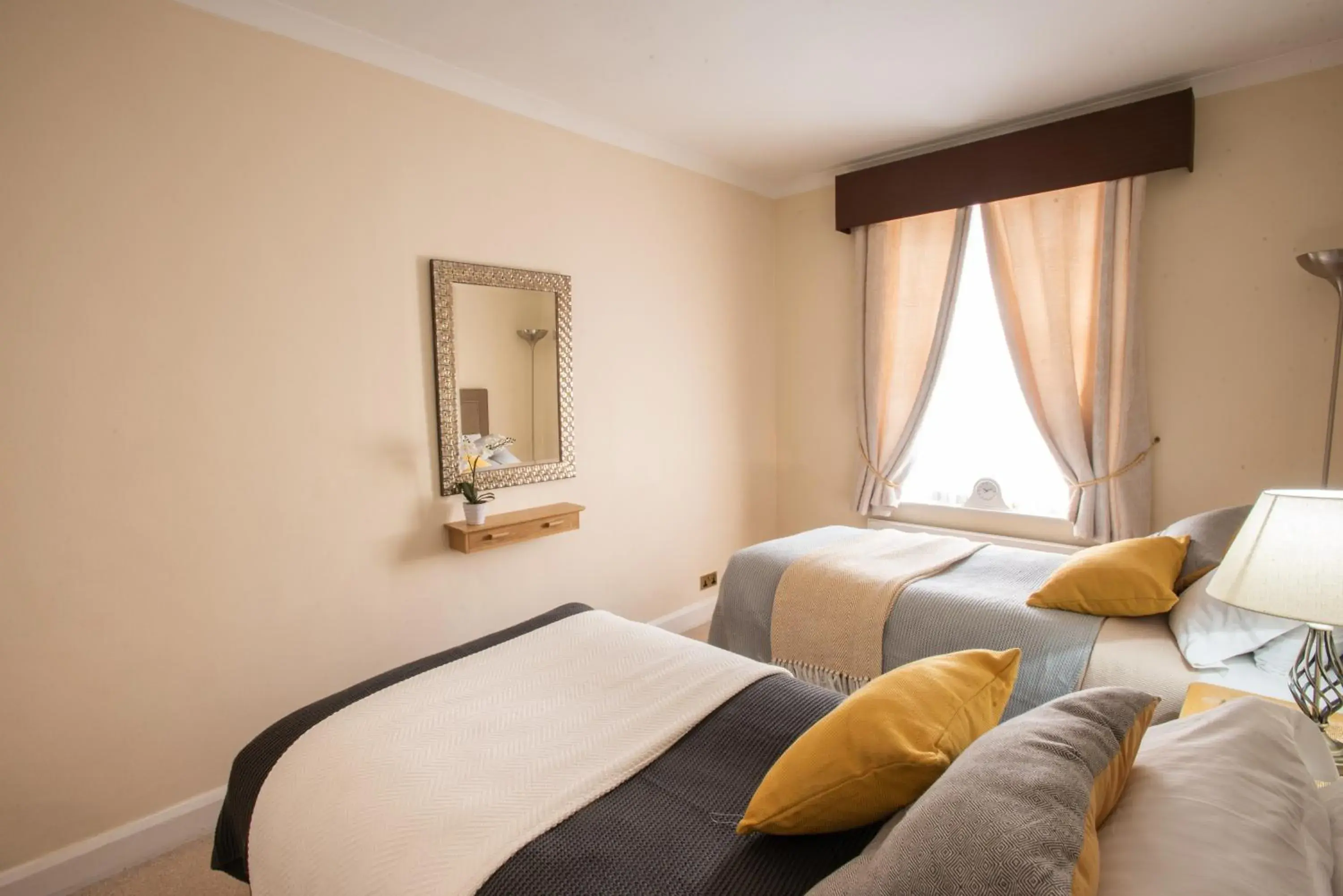 Bed in Park Lane Apartments/Shaw House Bed in Park Lane Apartments/Shaw House