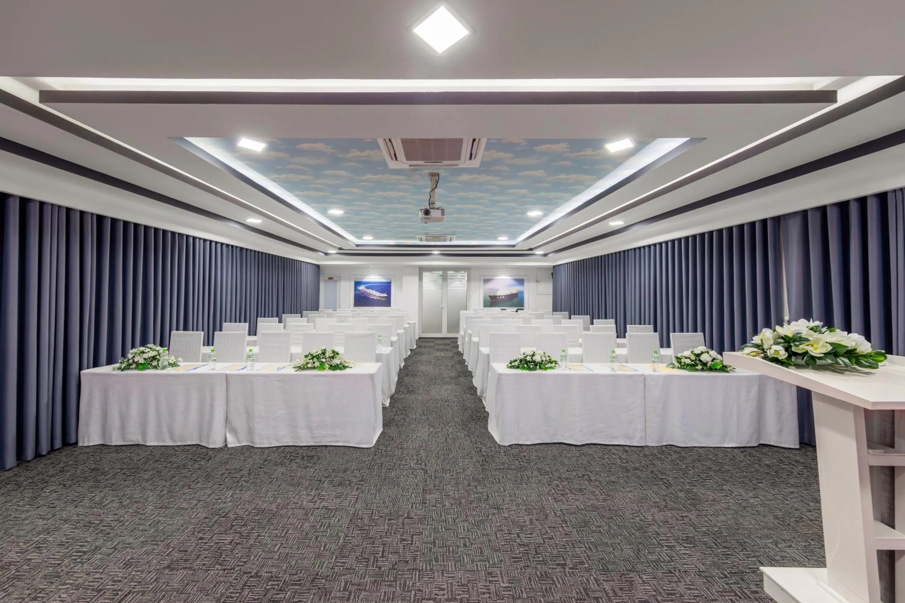 Meeting/conference room in Kay Han Riverfront Hotel Da Nang