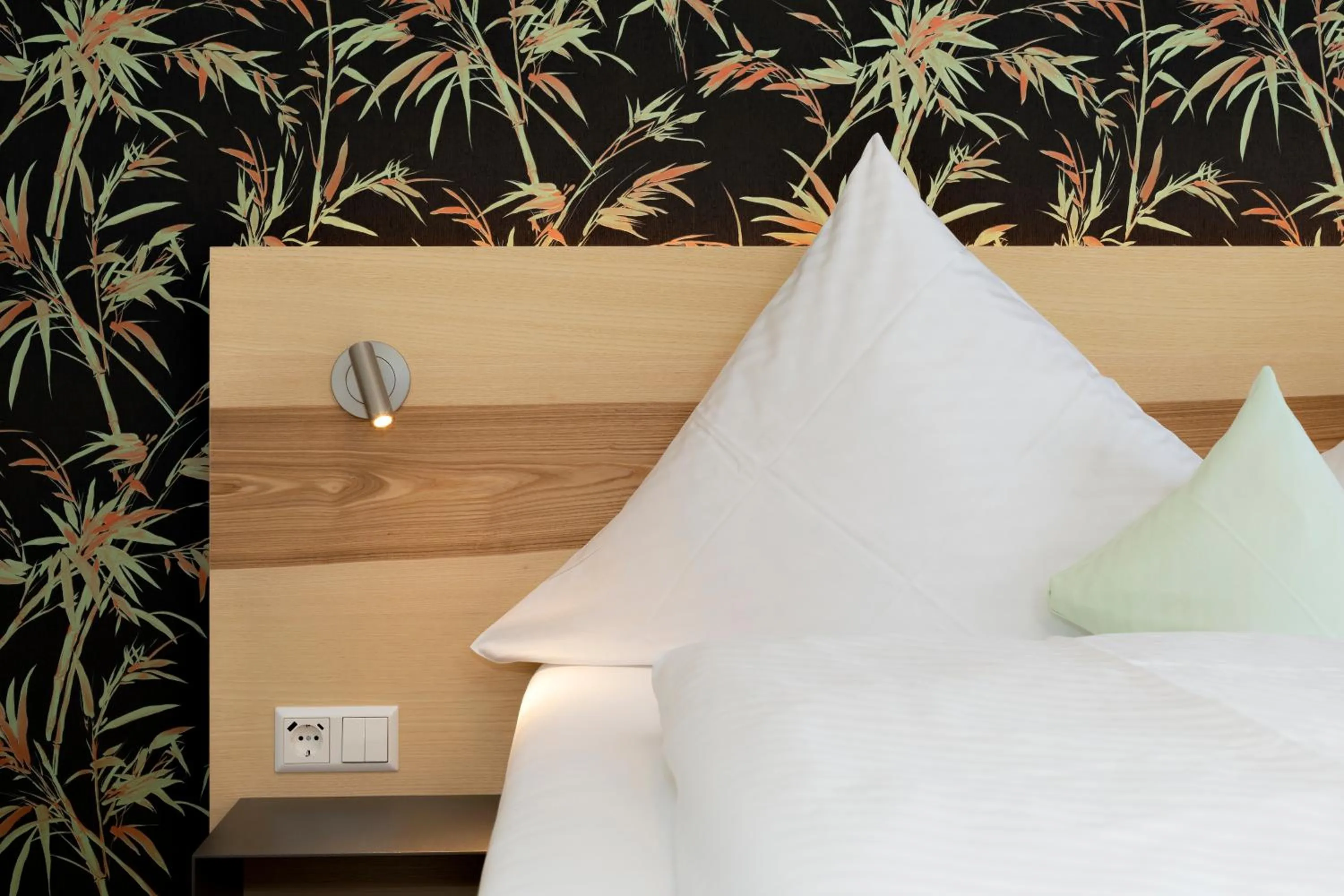 Bed in Hotel Der Löwen