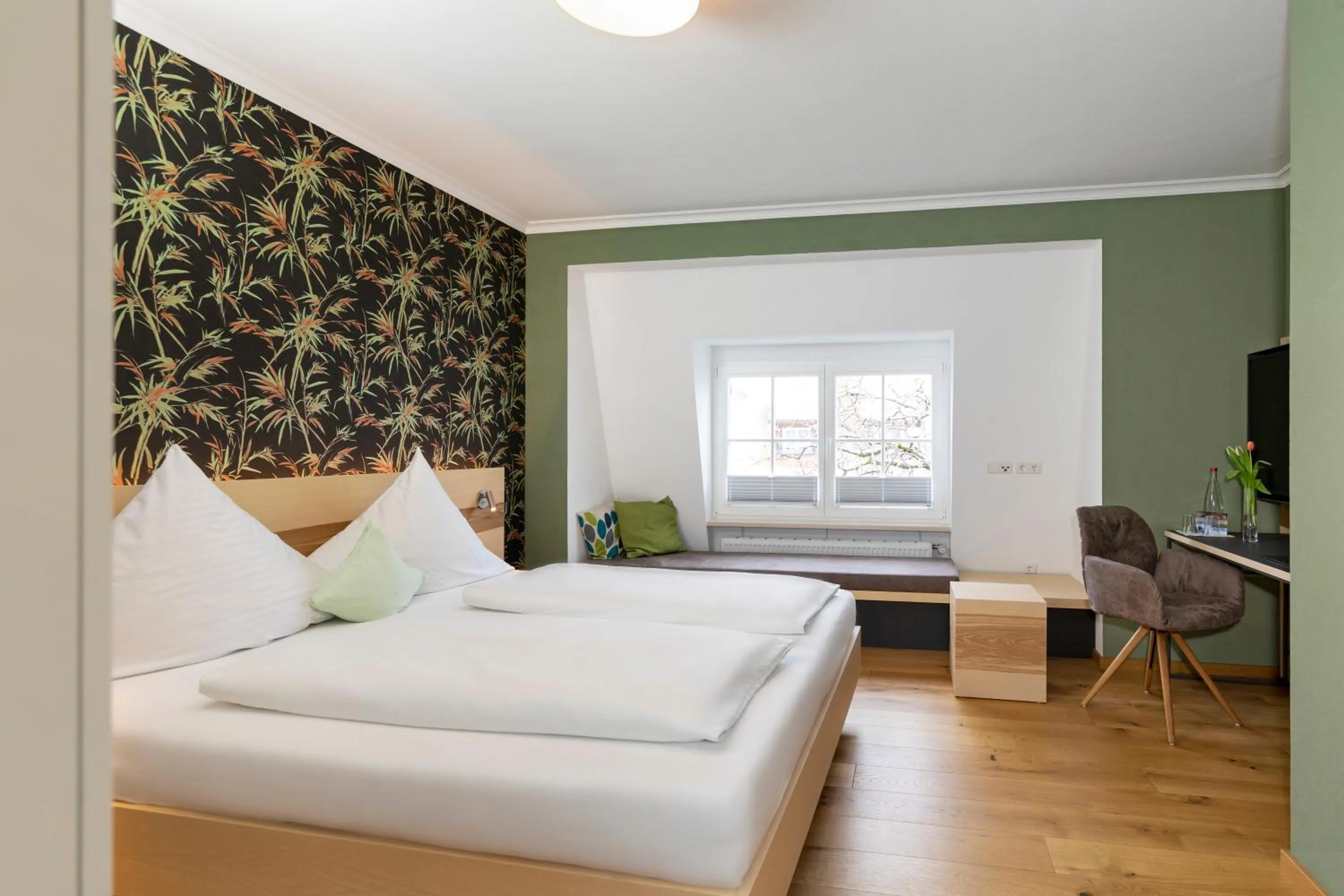 Bed in Hotel Der Löwen