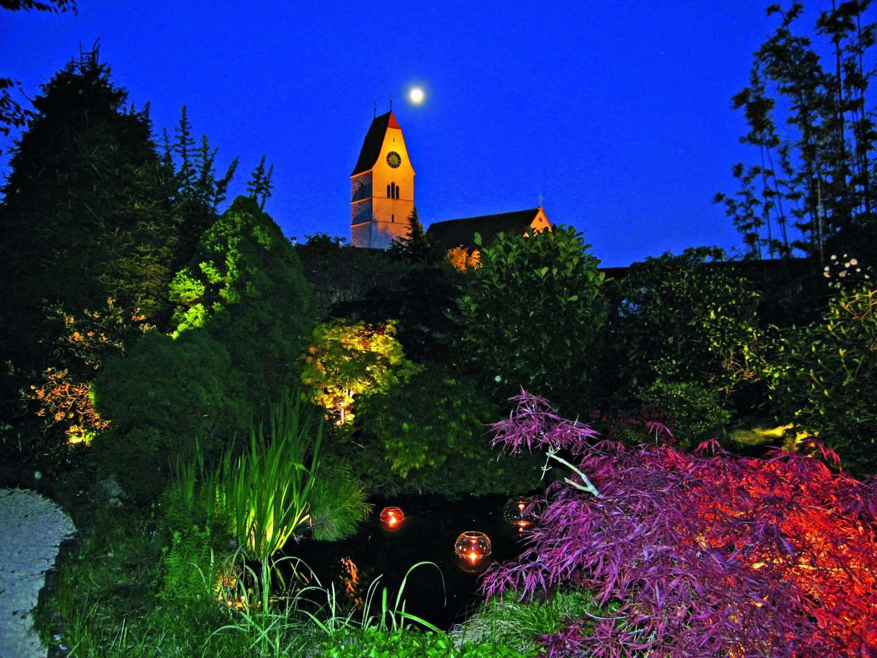 Night in Hotel Der Löwen