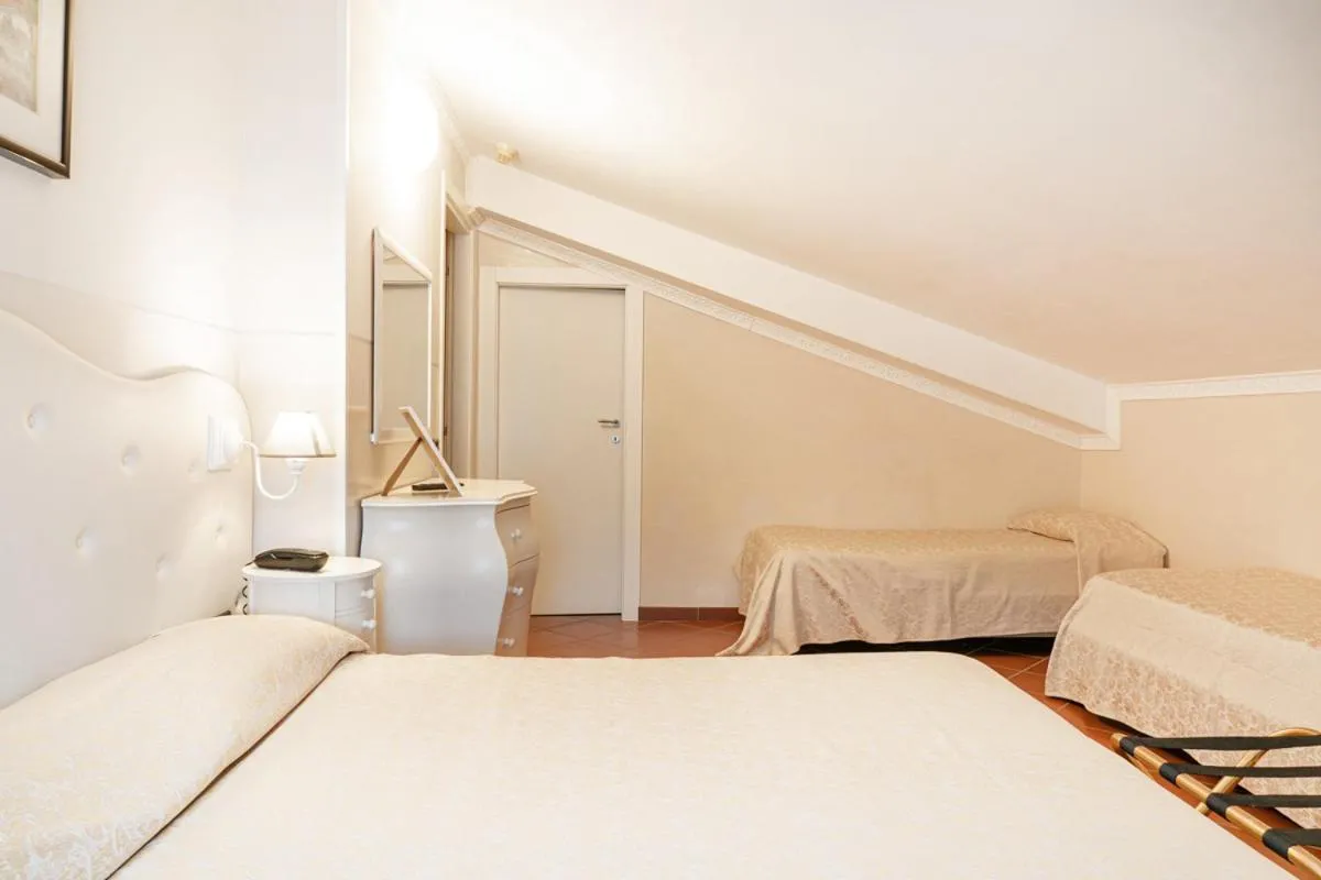 Bed in Hotel Edelweiss
