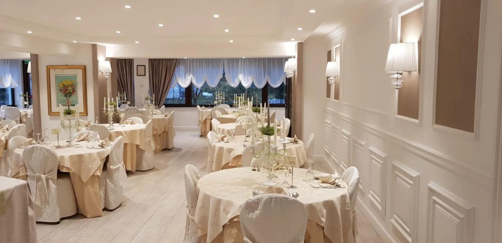 Restaurant/places to eat in Hotel Edelweiss