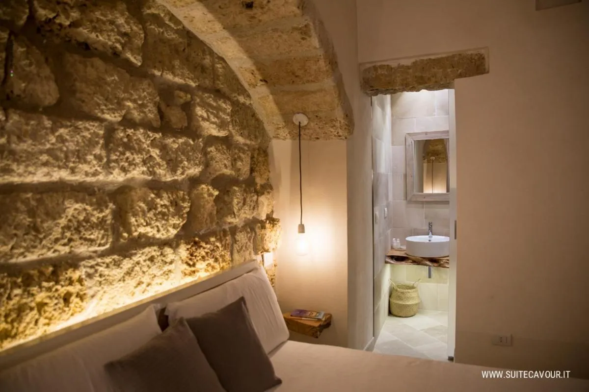 Bed in Suite Cavour B&B