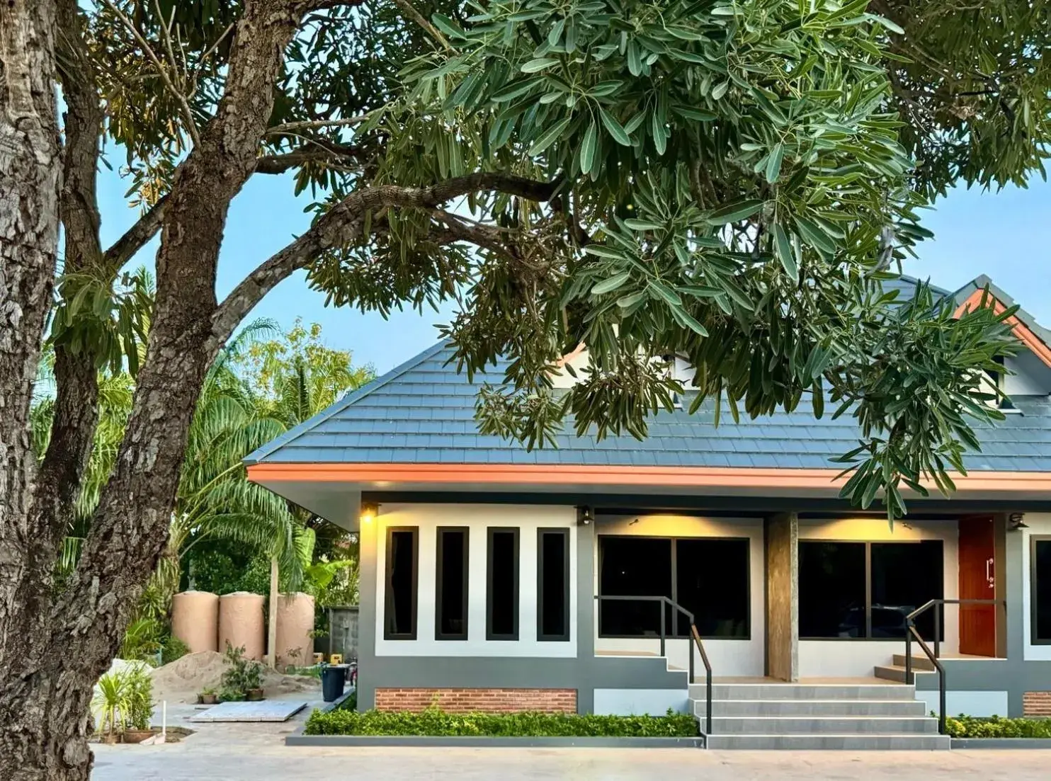 Property building in Midtown Sukhothai Property building in Midtown Sukhothai