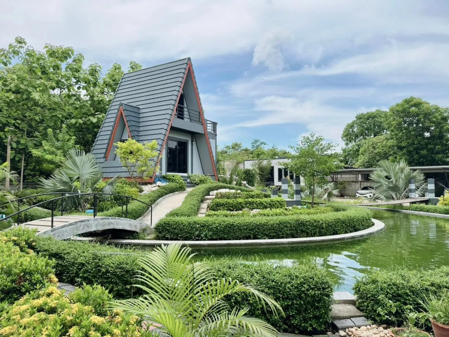 Property building in Midtown Sukhothai