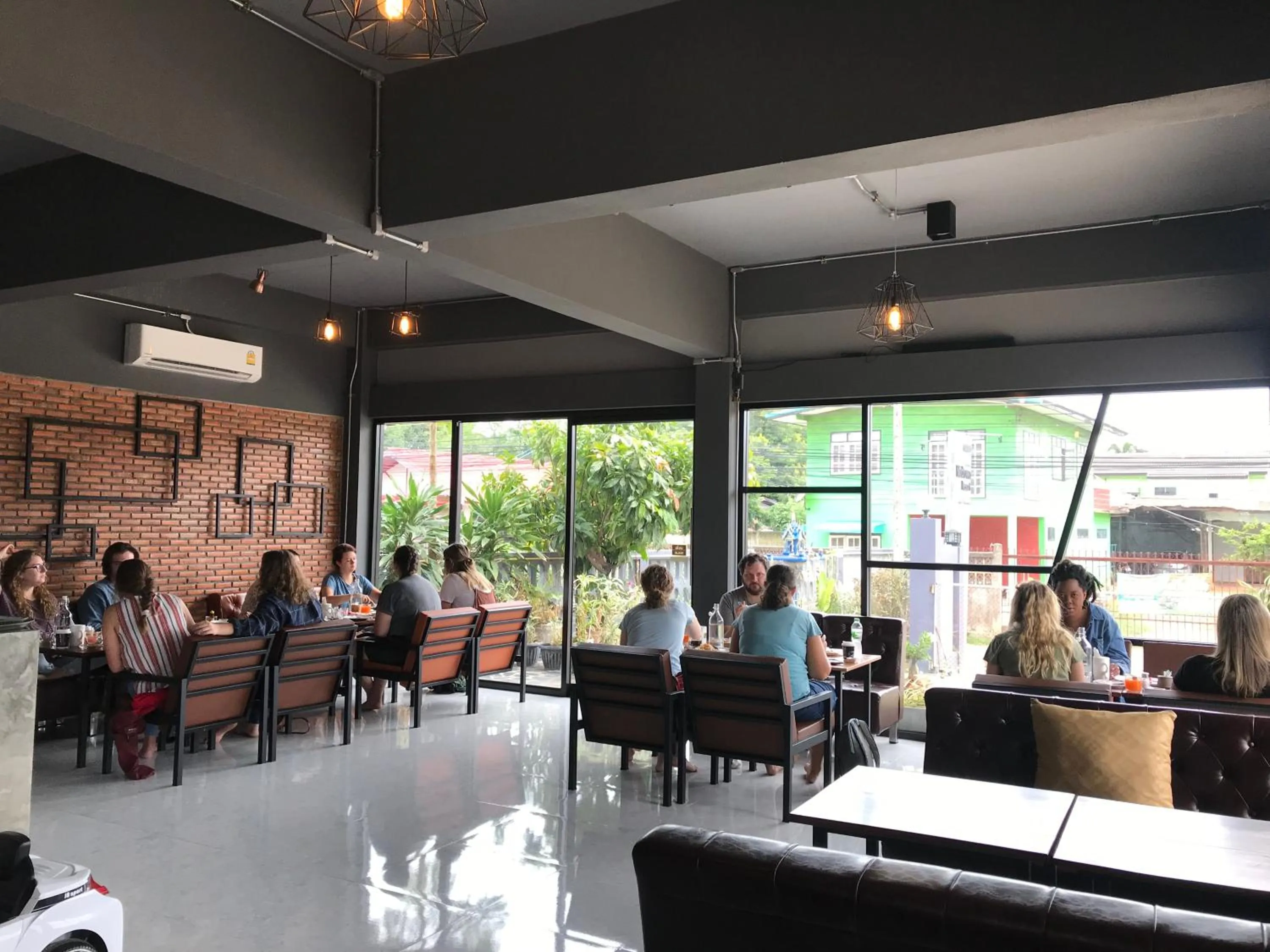 Restaurant/places to eat in Midtown Sukhothai