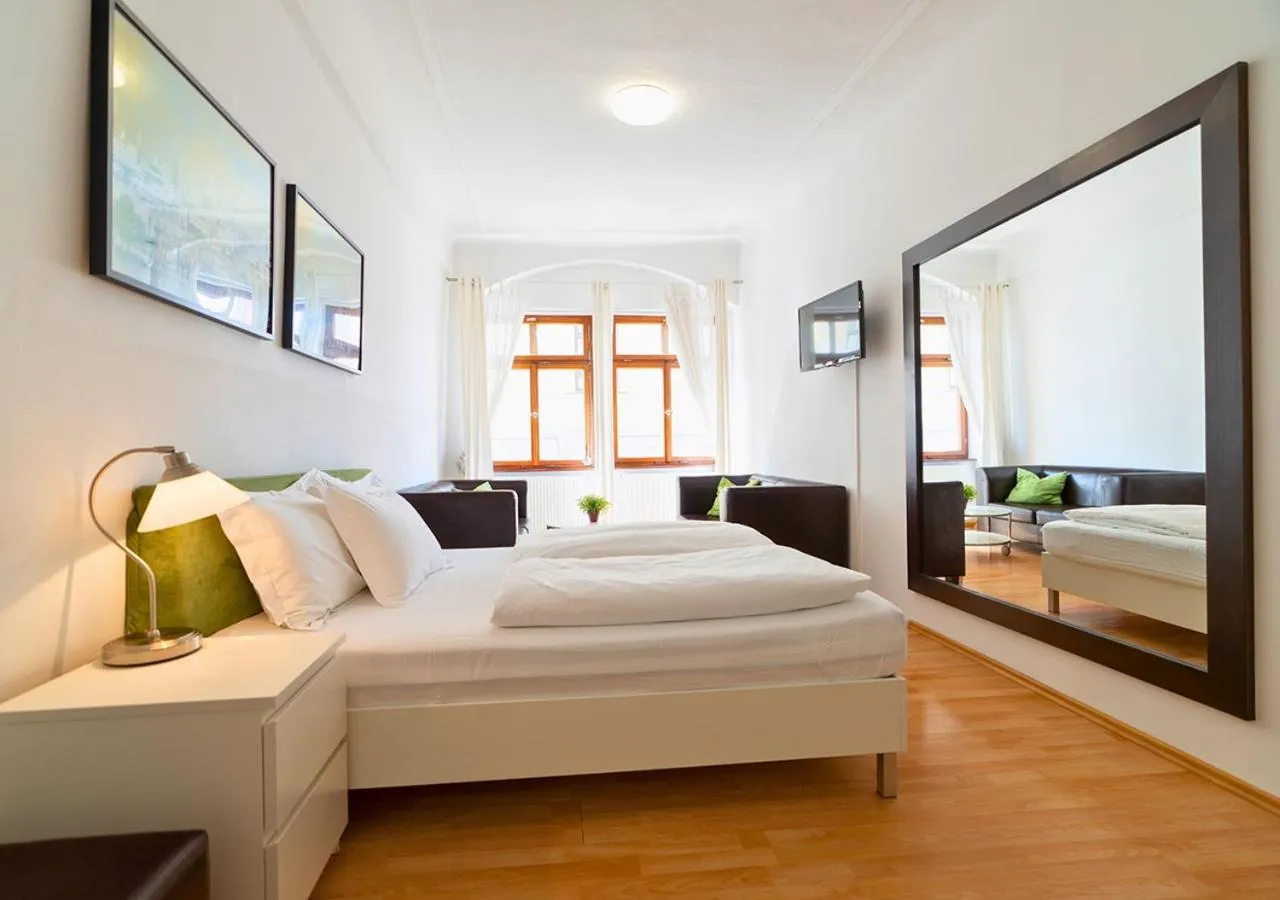 Bed in The Square Coburg