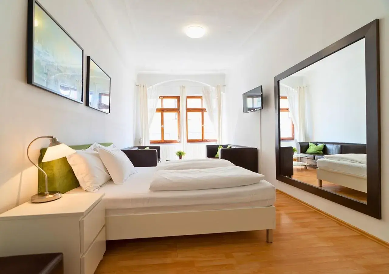 Double Room - single occupancy in The Square Coburg Double Room - single occupancy in The Square Coburg