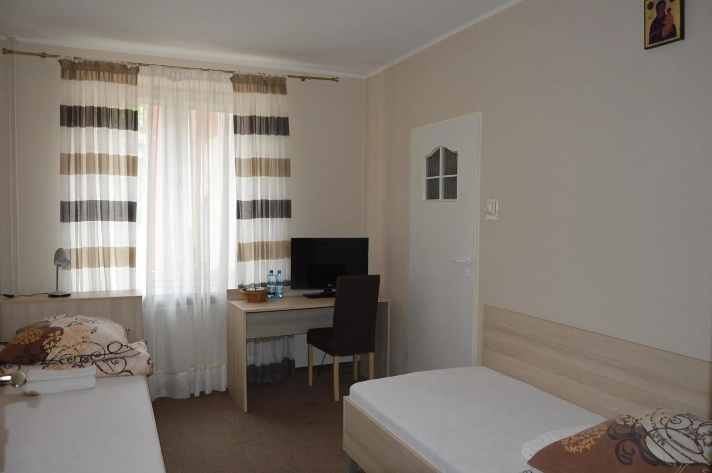 Bed in Pokoje Gościnne Centrum Kultury Prawosławnej