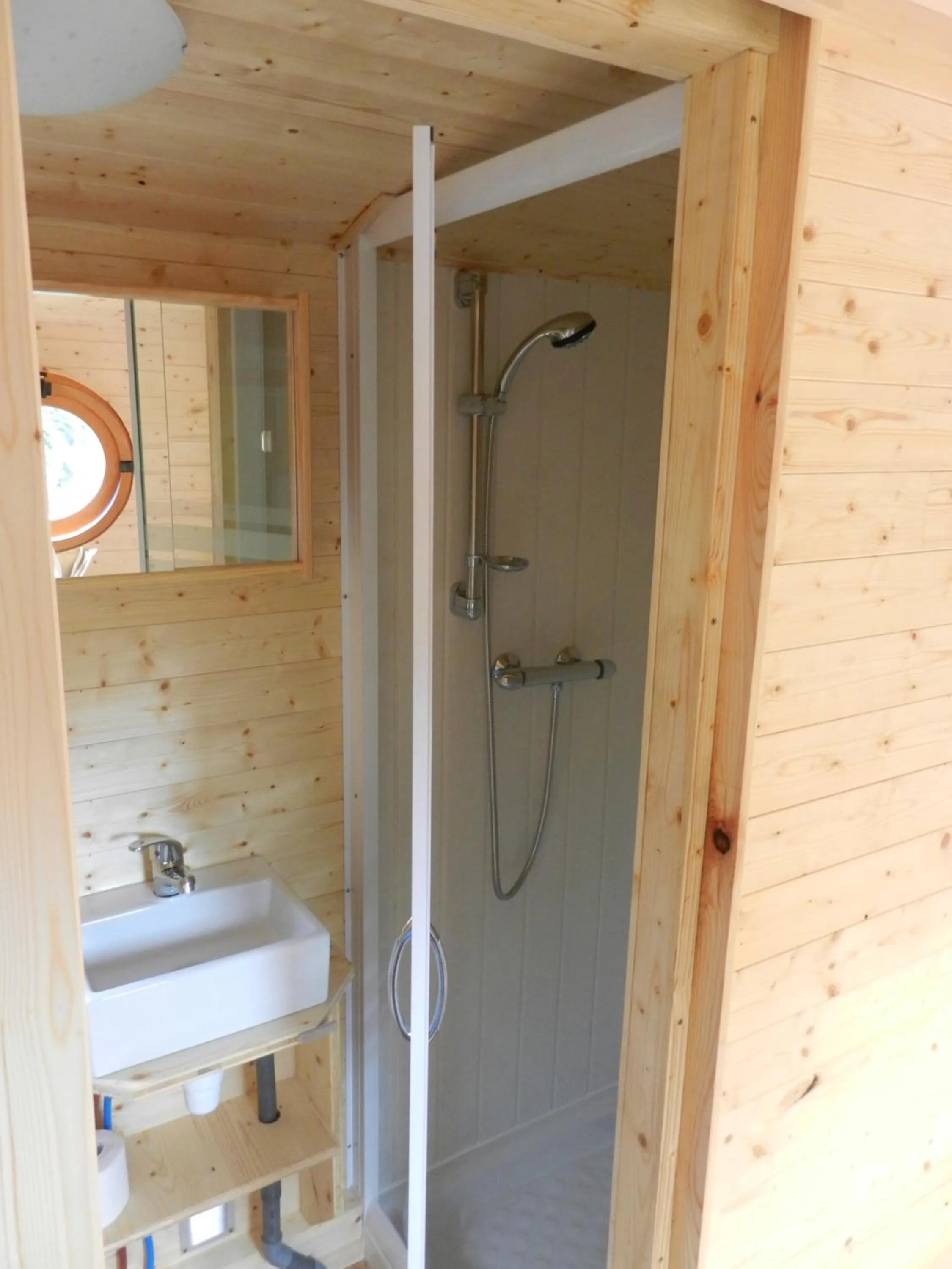 Bathroom in B&B Le 'Ti 'Bou de Refuge