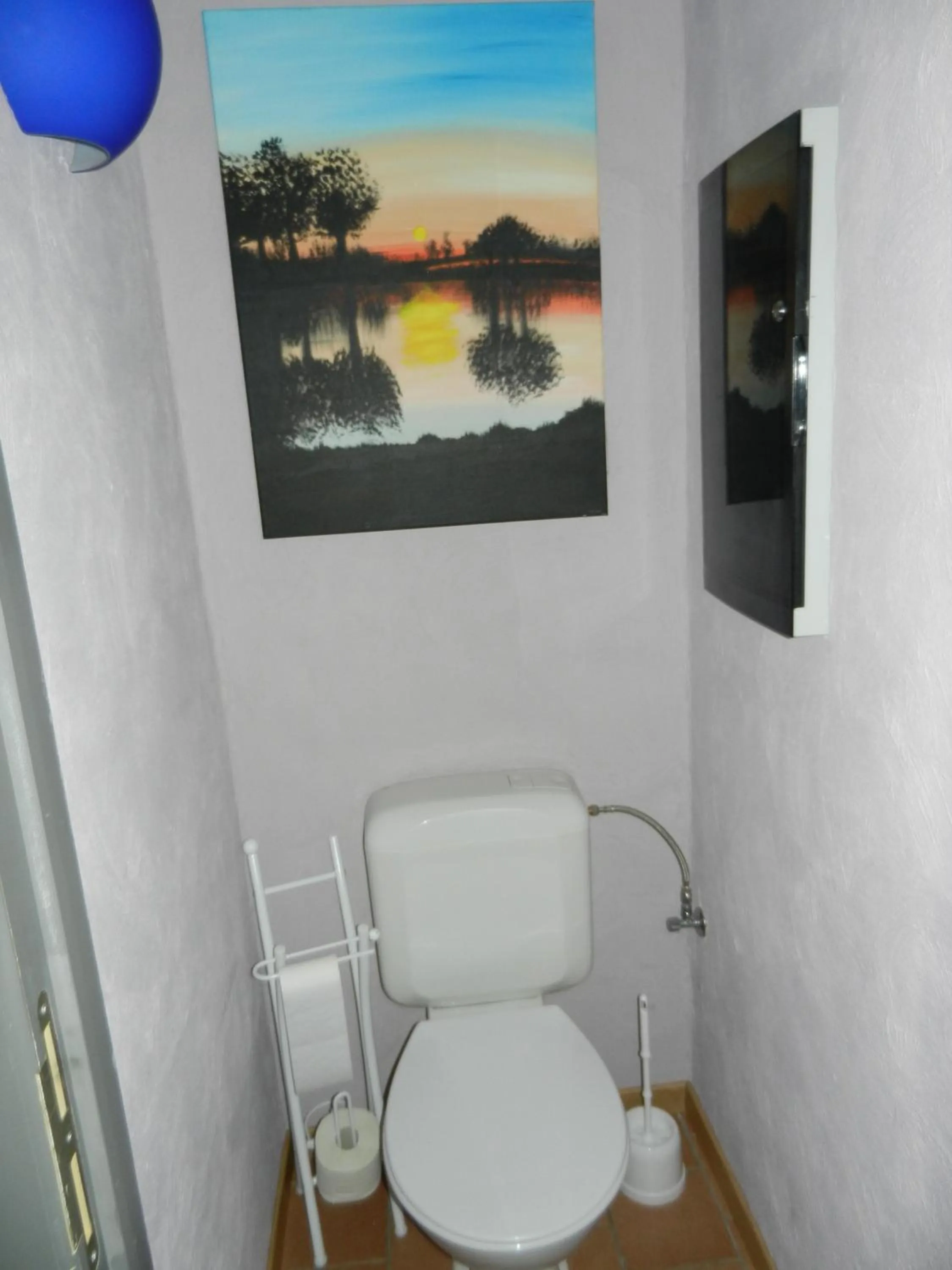 Toilet in B&B Le 'Ti 'Bou de Refuge