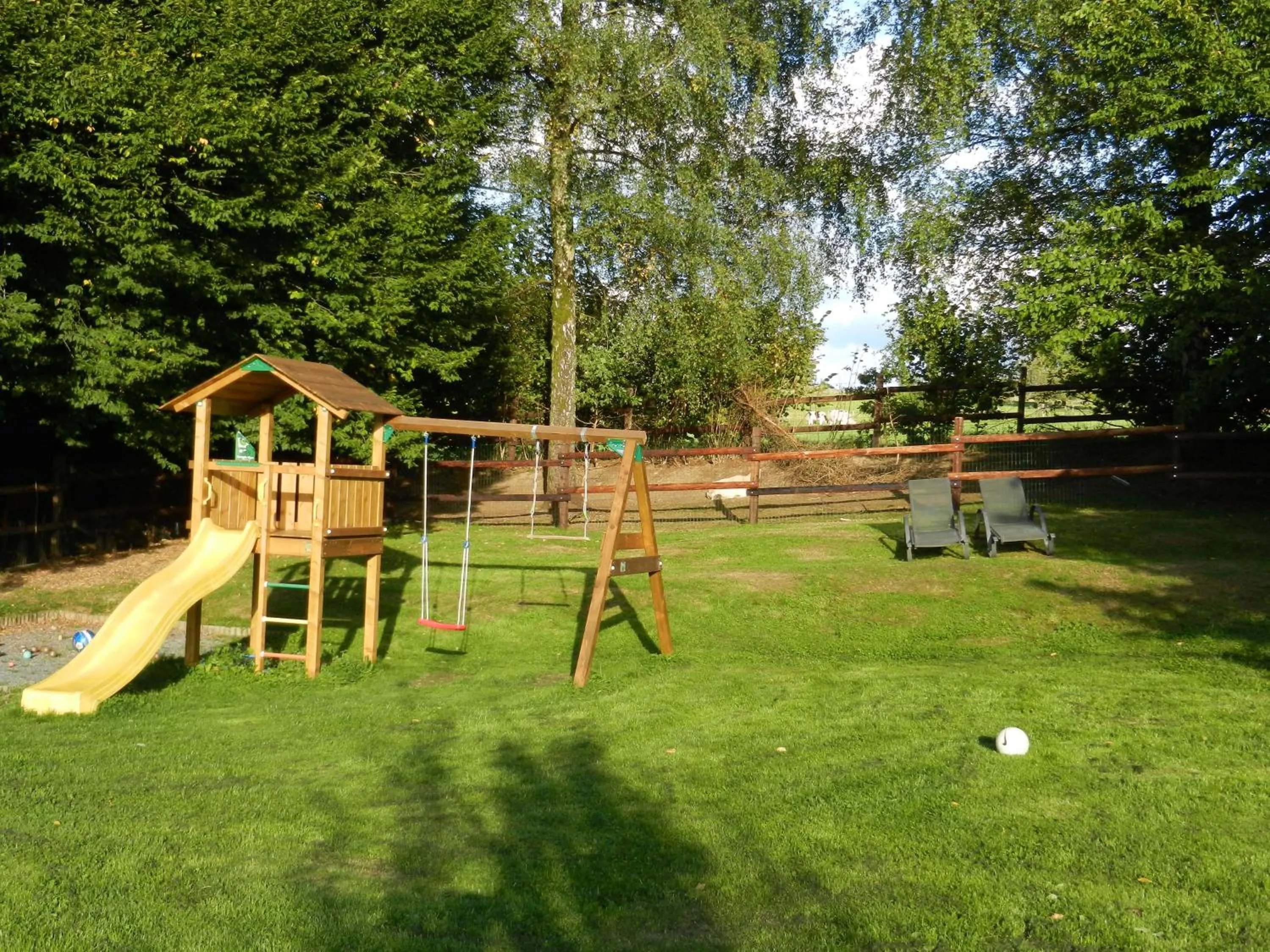 Facade/entrance in B&B Le 'Ti 'Bou de Refuge