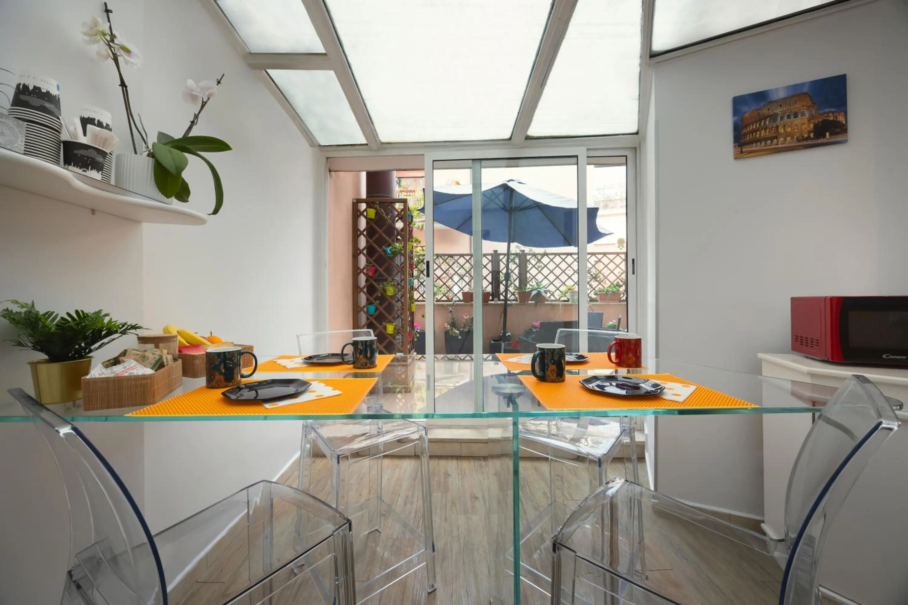 Food and drinks in Vaticano84