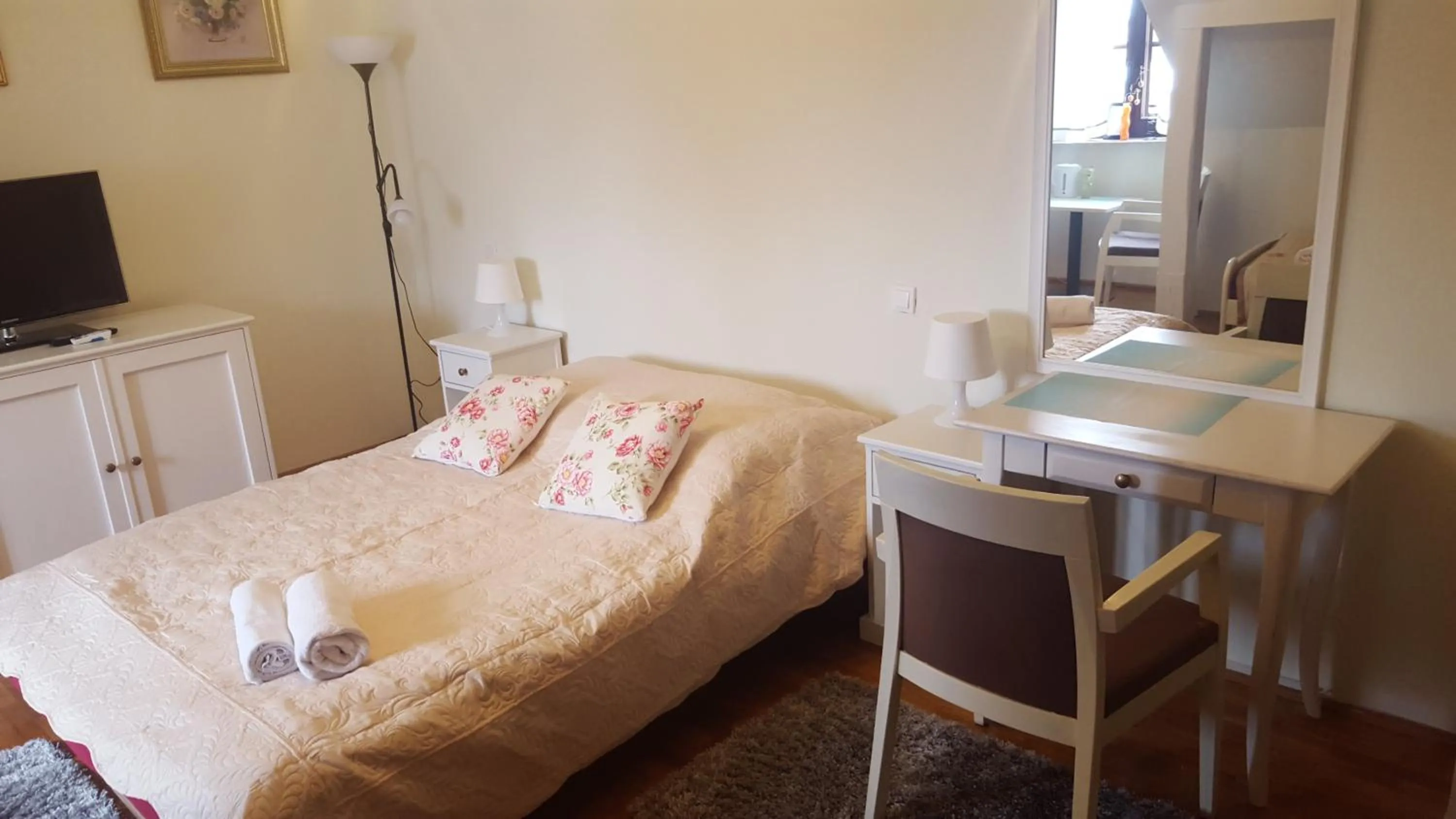 Photo of the whole room, Bed in Willa Pod Basztą Restauracja&Wellness