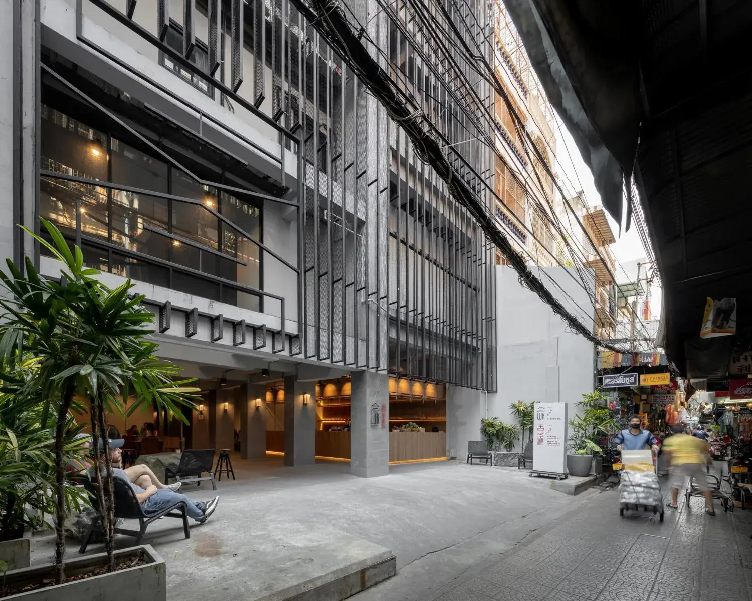 Facade/entrance in Luk Hostel Facade/entrance in Luk Hostel