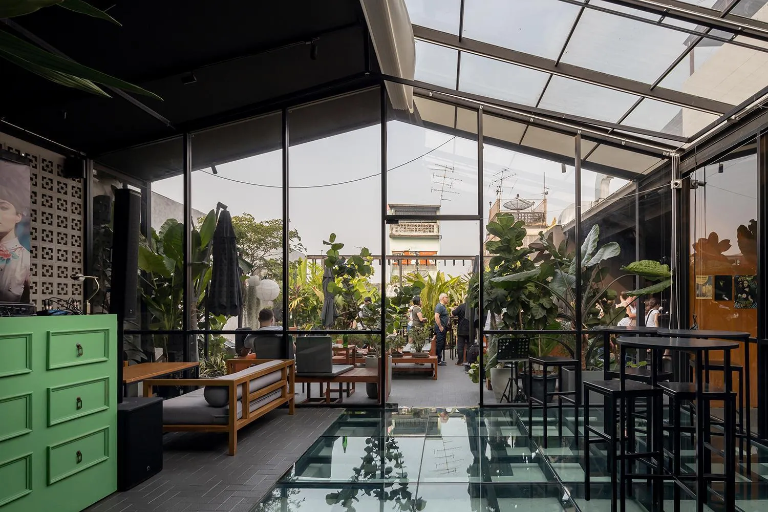 Lounge or bar in Luk Hostel