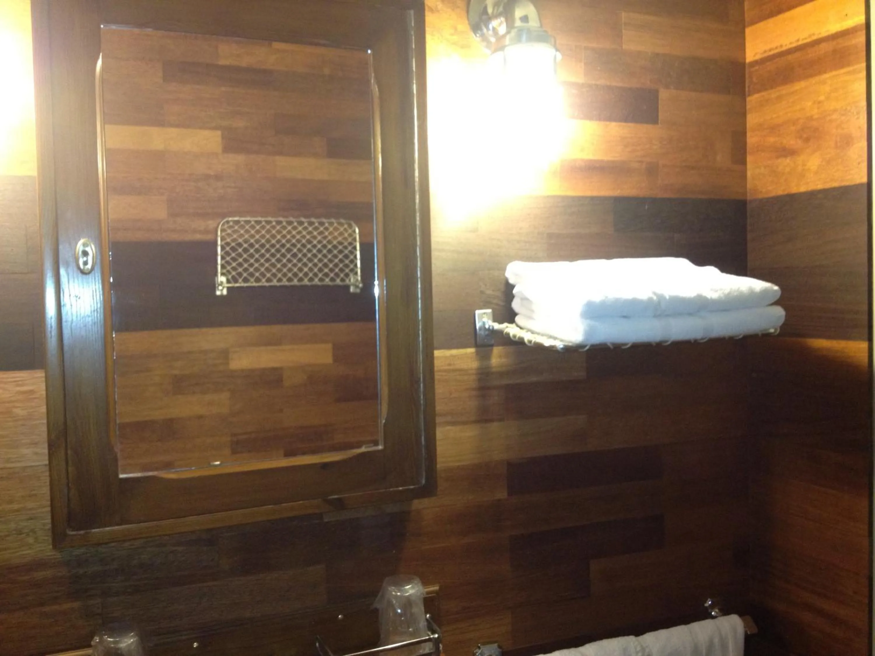 Bathroom in Hôtel Kermor