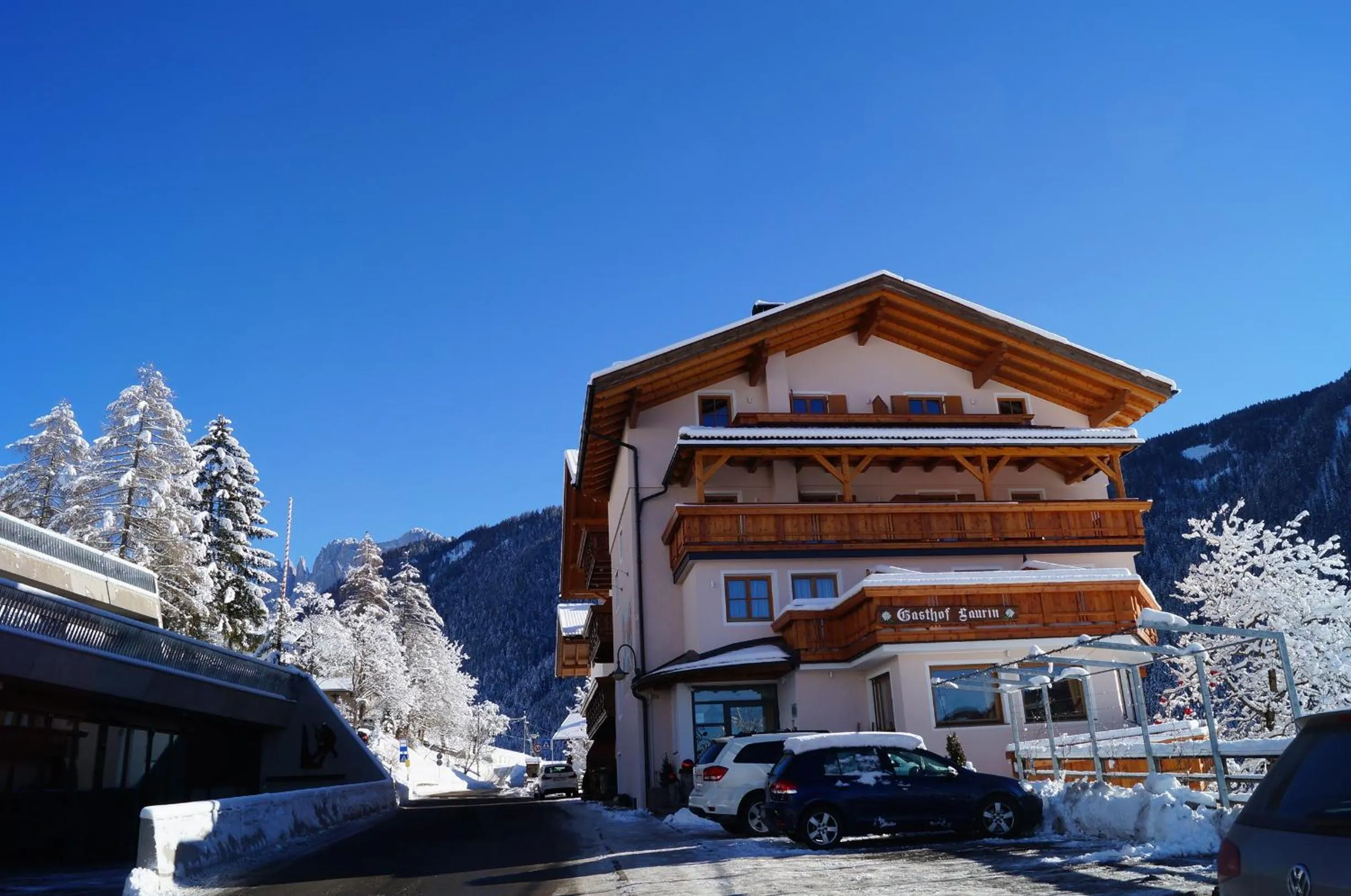 Facade/entrance in Hotel Laurin