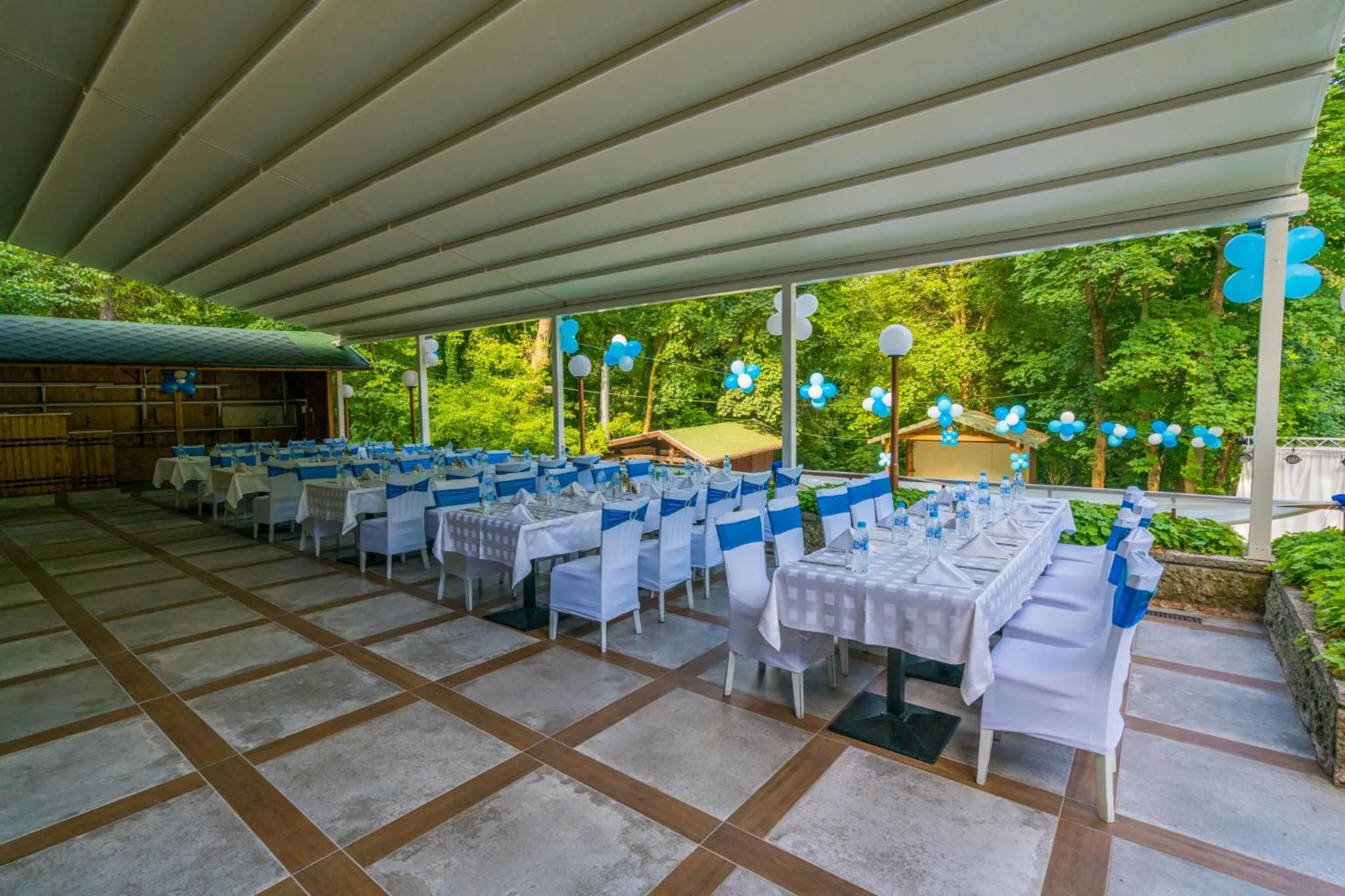 Restaurant/places to eat in Family Park Hotel Kyoshkove