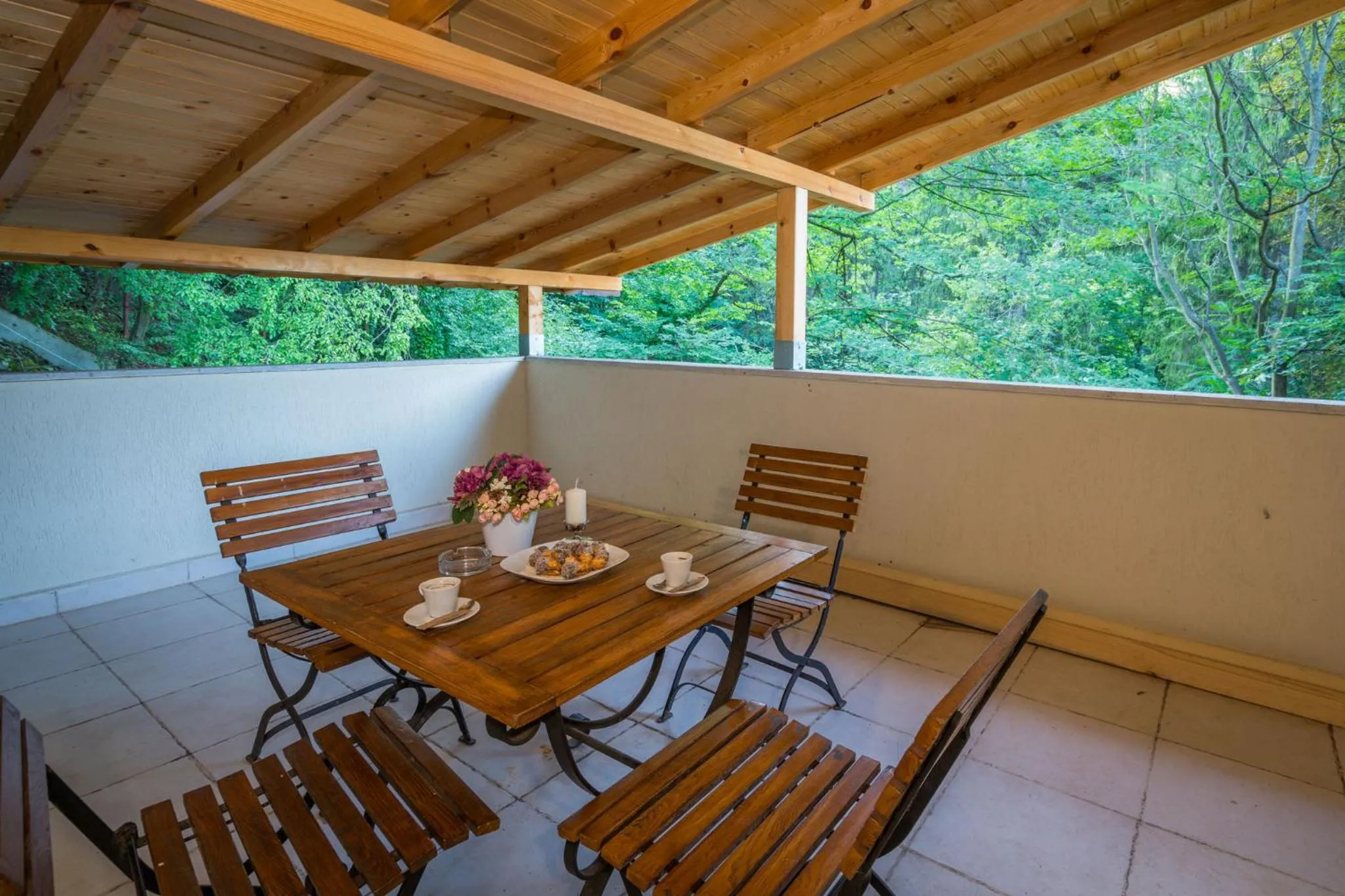 Balcony/Terrace in Family Park Hotel Kyoshkove
