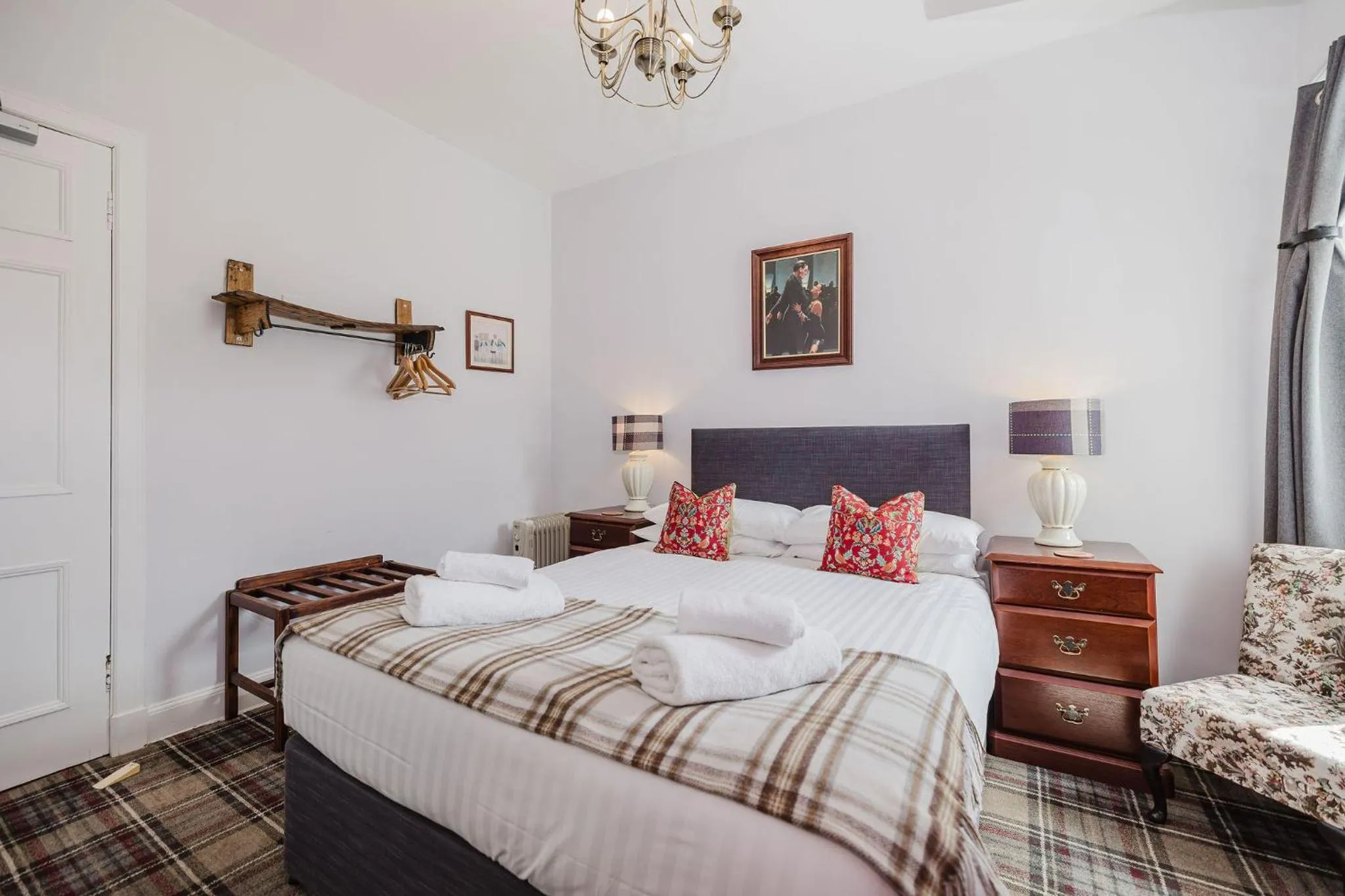 Bedroom, Bed in Whitebridge Hotel