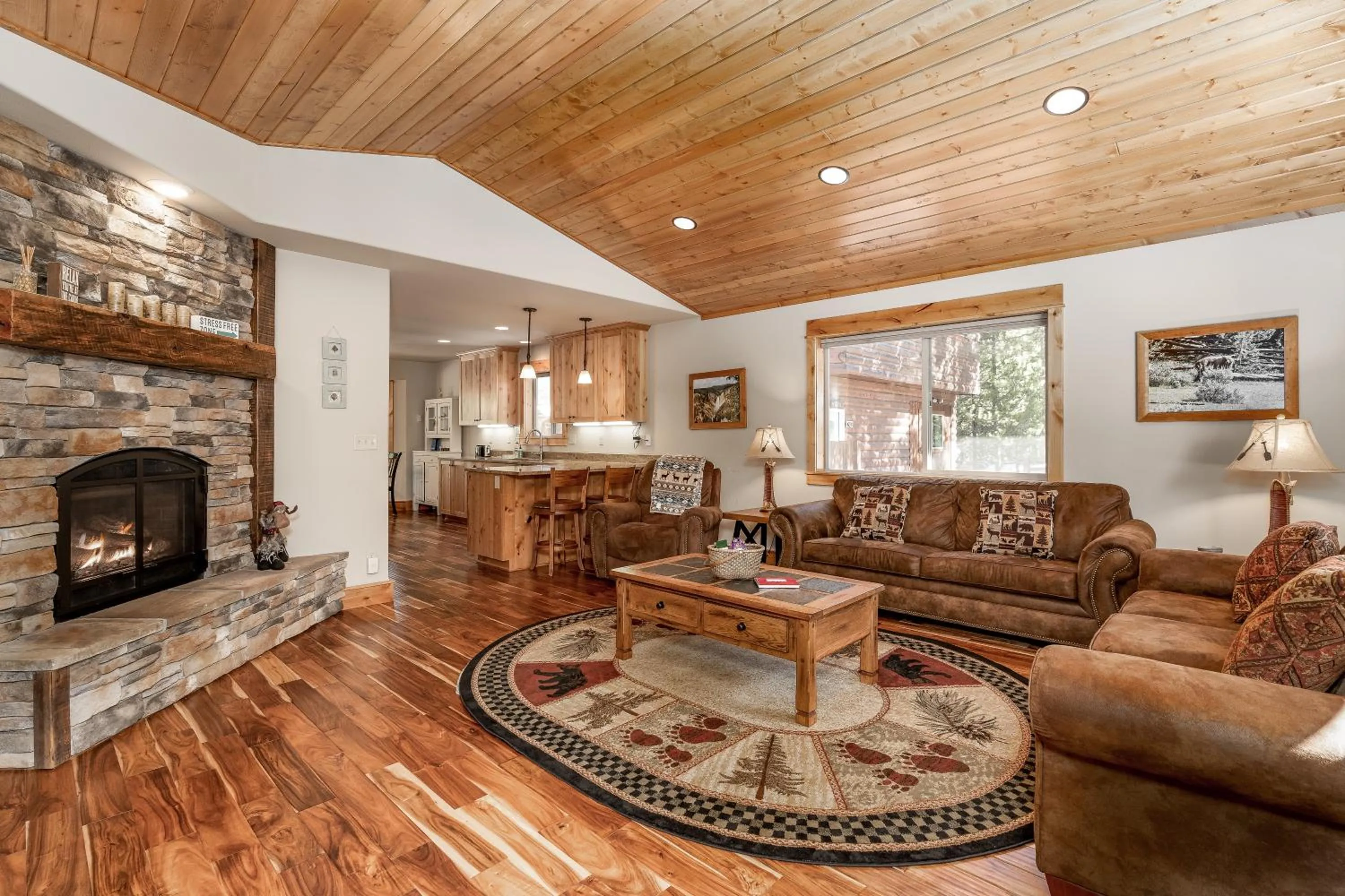 Living room in Shepherd Family Retreats- Fox