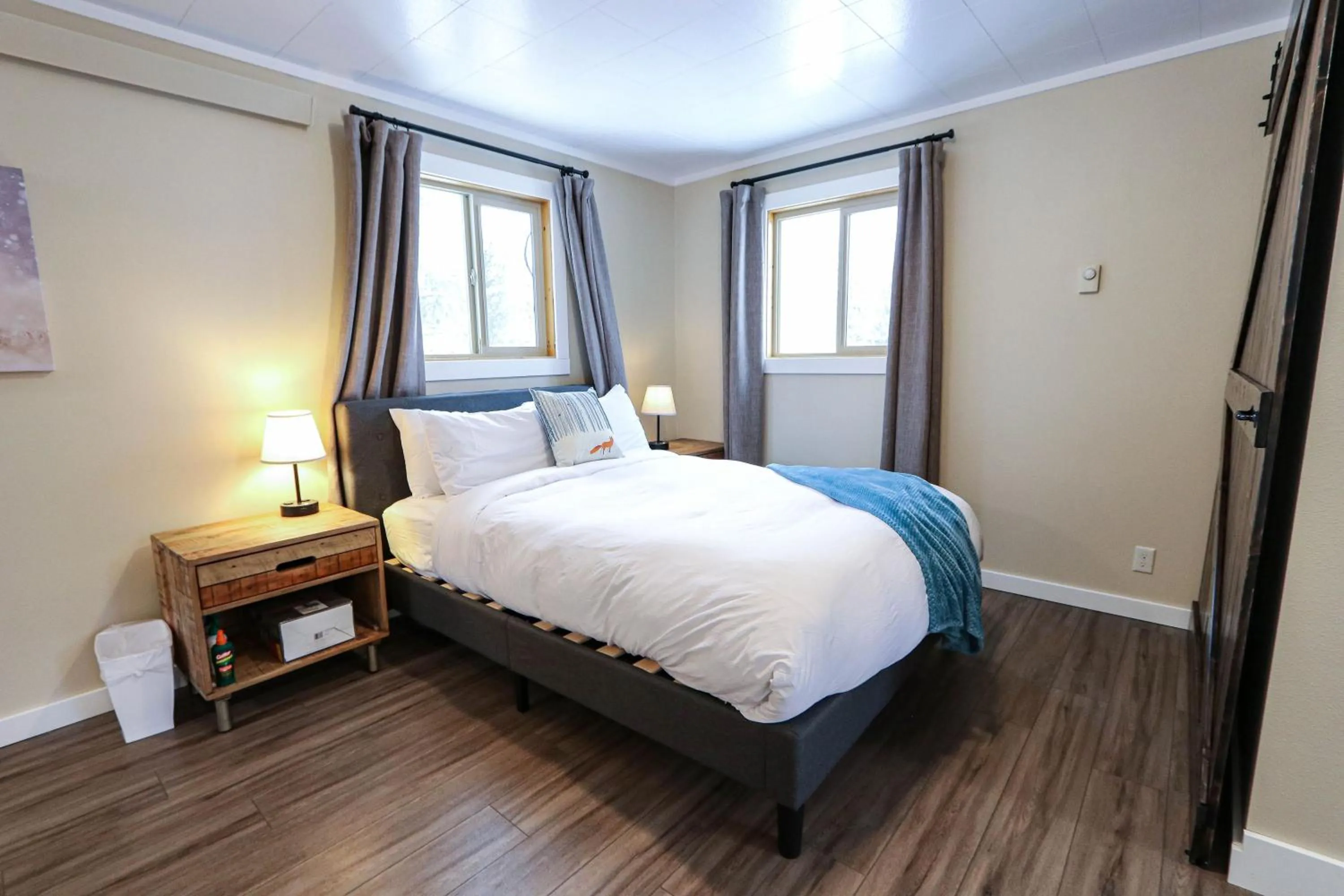 Bed in Shepherd Family Retreats- Fox