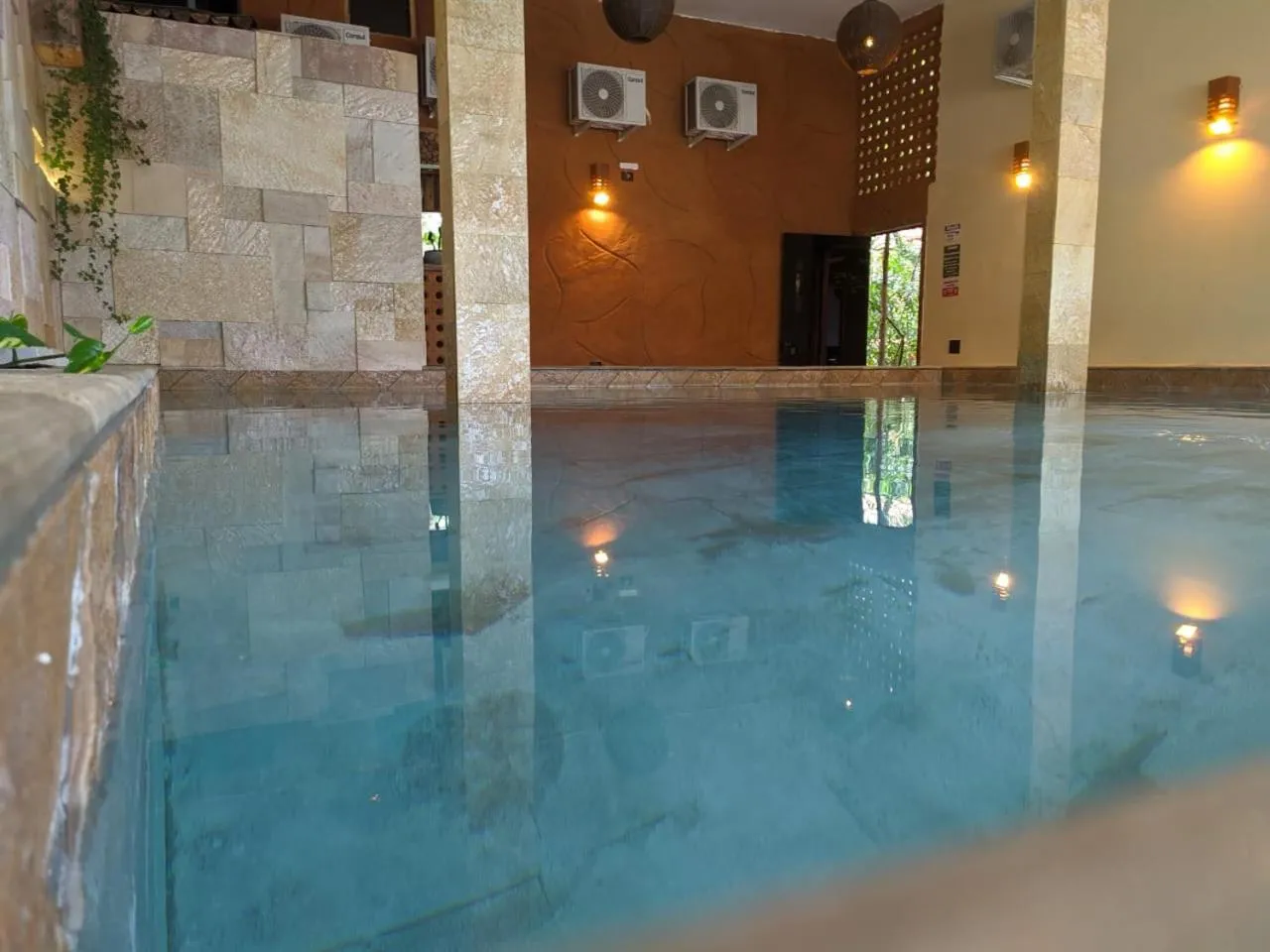 Swimming pool in Sanctuary Pirenópolis Suítes e Flats