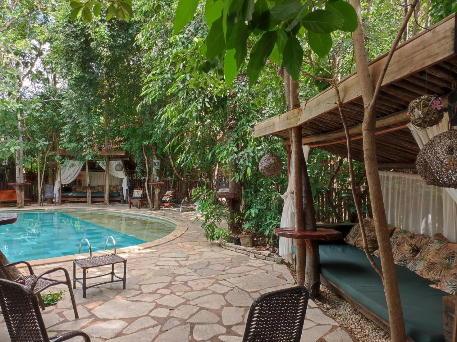 Swimming pool in Sanctuary Pirenópolis Suítes e Flats