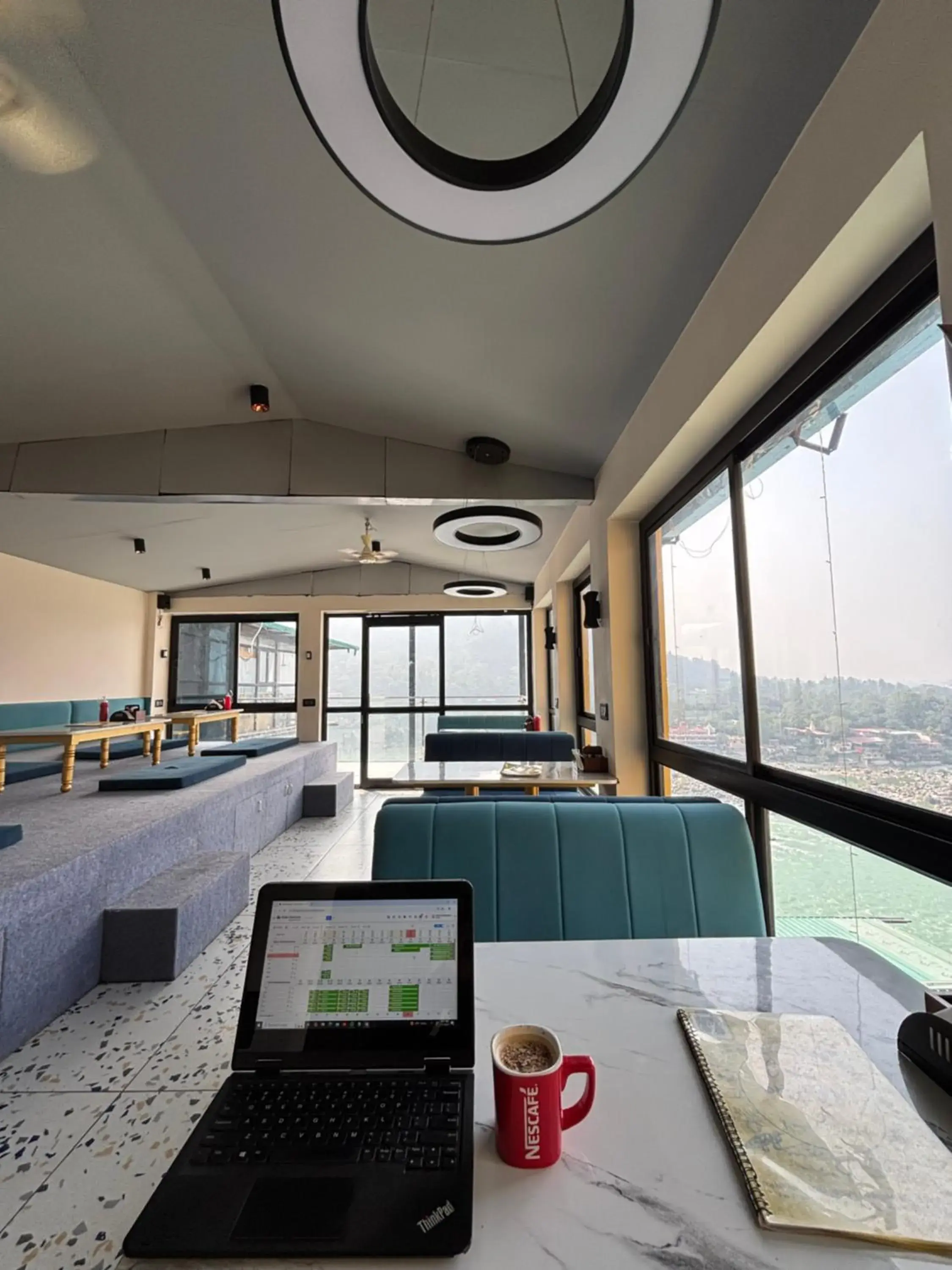 Restaurant/places to eat, Bed in Shalom Backpackers Rishikesh Restaurant/places to eat, Bed in Shalom Backpackers Rishikesh