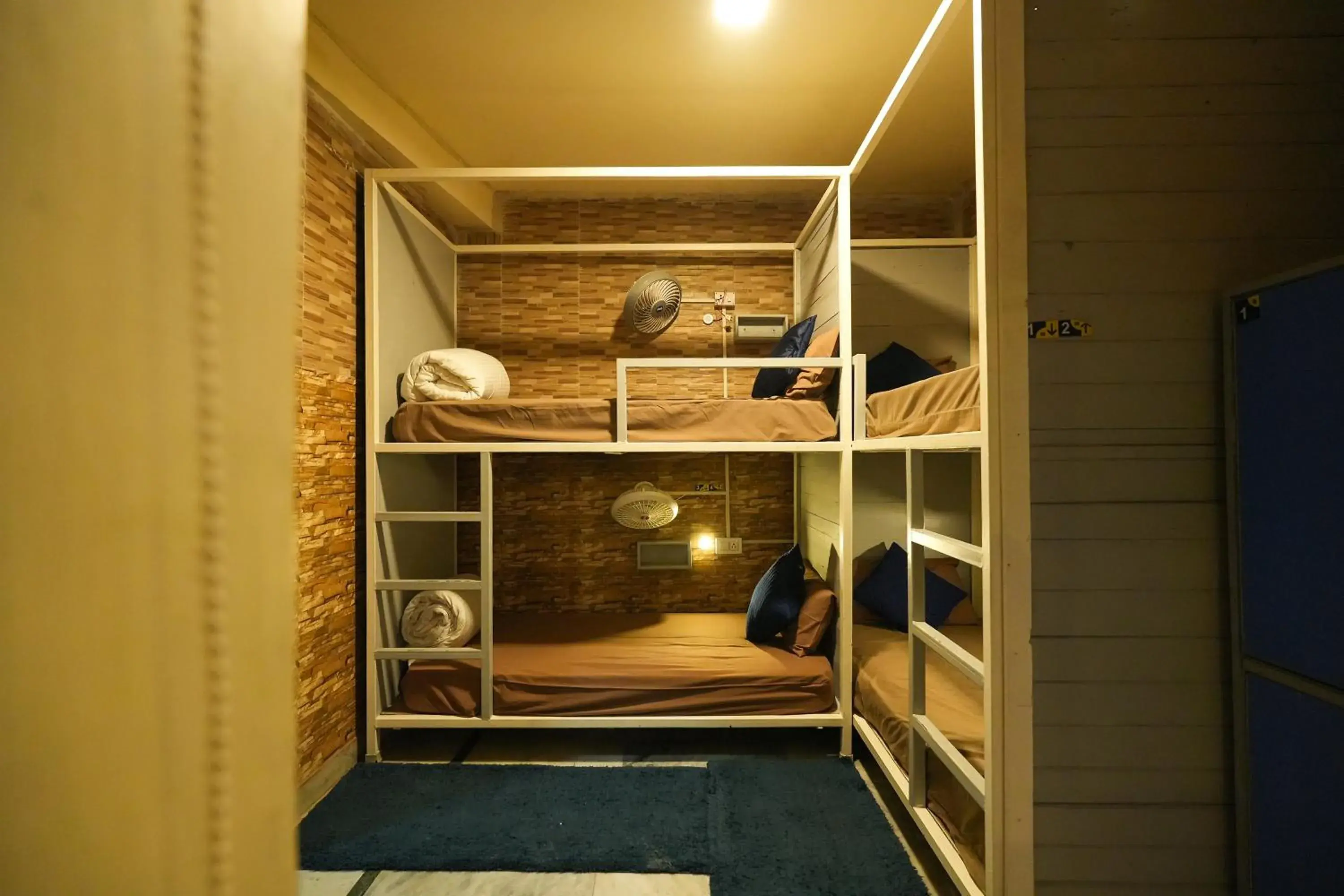 bunk bed, Bed in Shalom Backpackers Rishikesh bunk bed, Bed in Shalom Backpackers Rishikesh