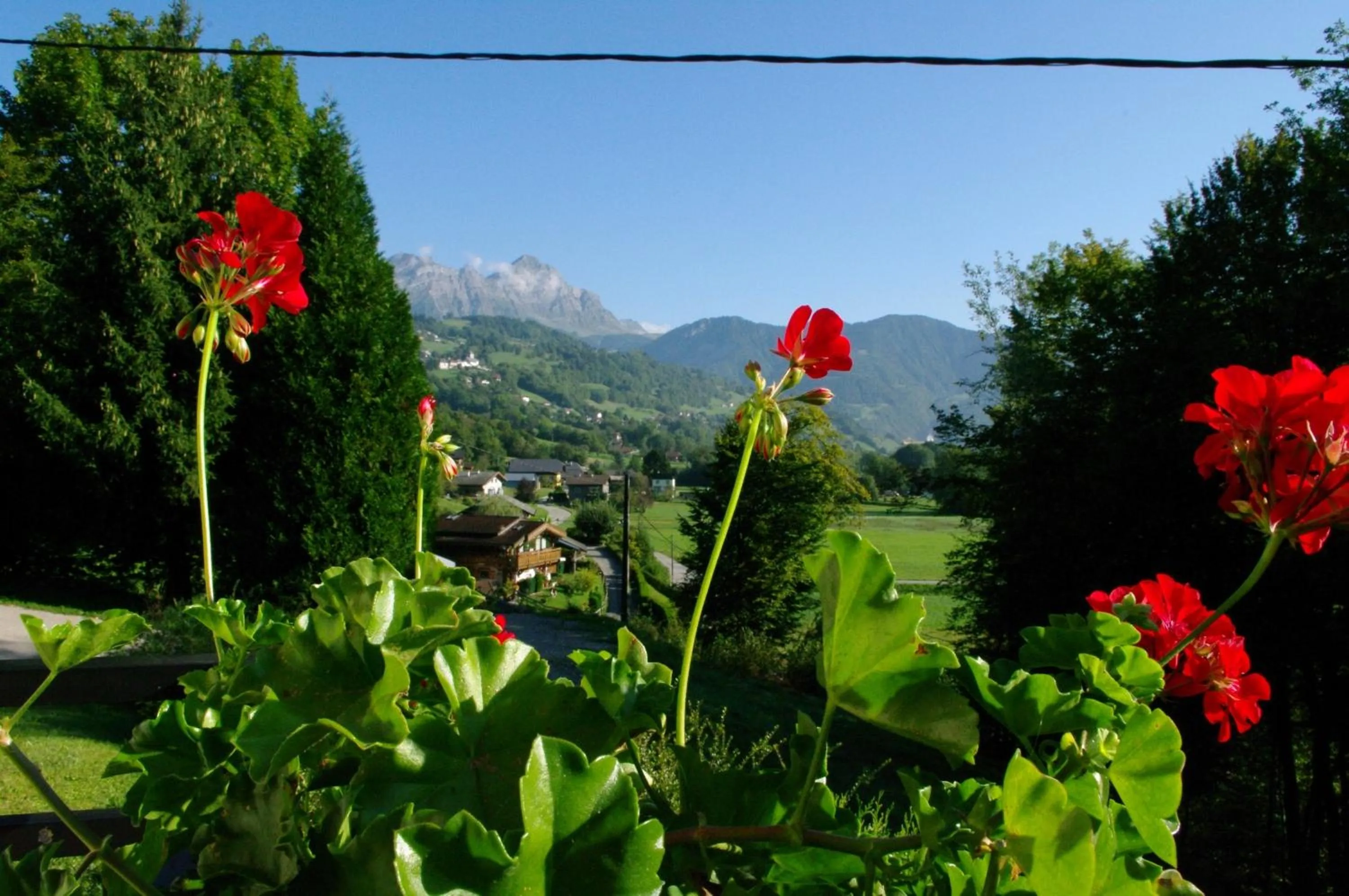 Mountain view in Chambres d'Hôtes Les Pierres Taillées
