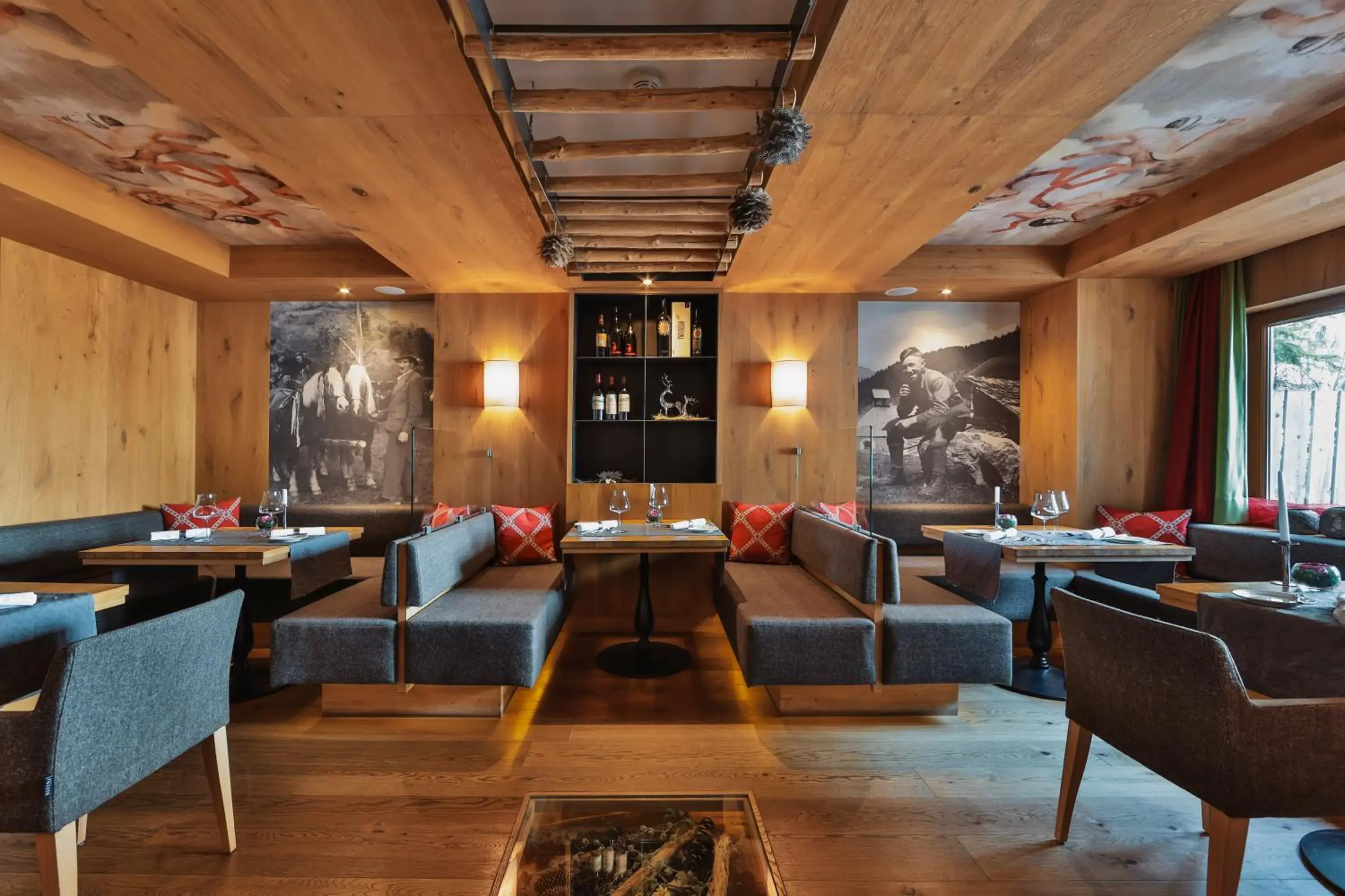 Restaurant/places to eat, Lounge/Bar in Hotel Fliana Ischgl