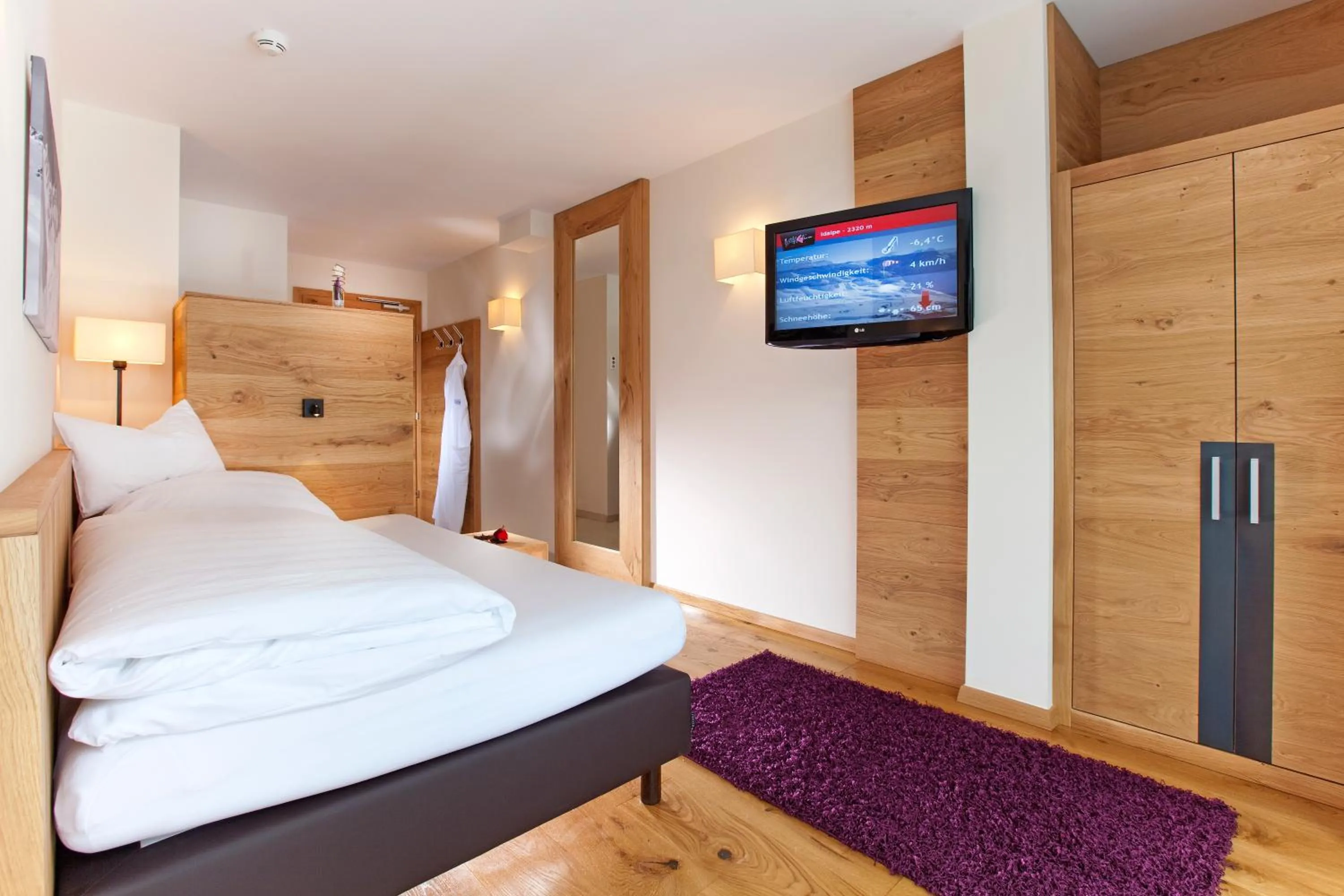 Bed in Hotel Fliana 4-Sterne Superior