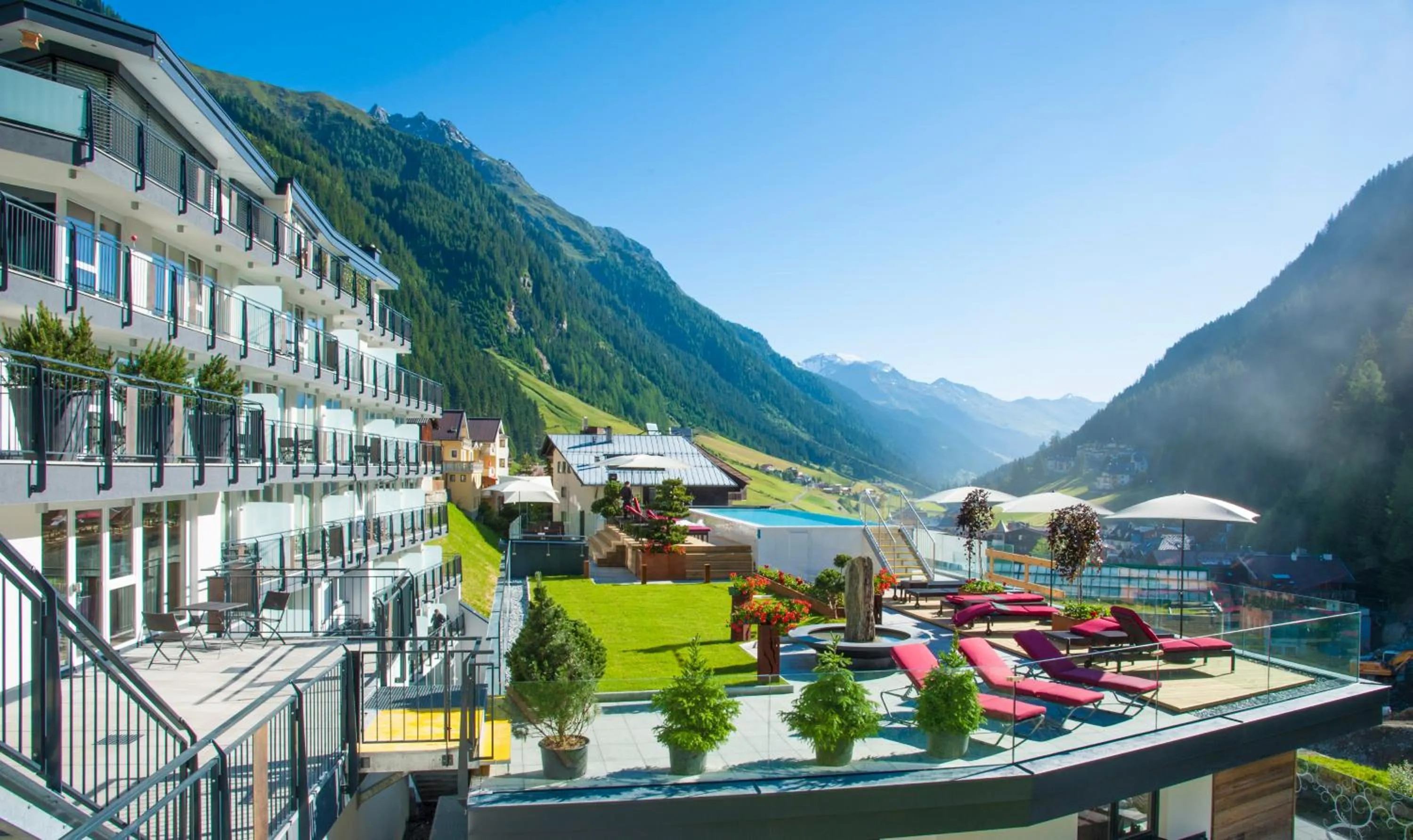 Facade/entrance in Hotel Fliana 4-Sterne Superior