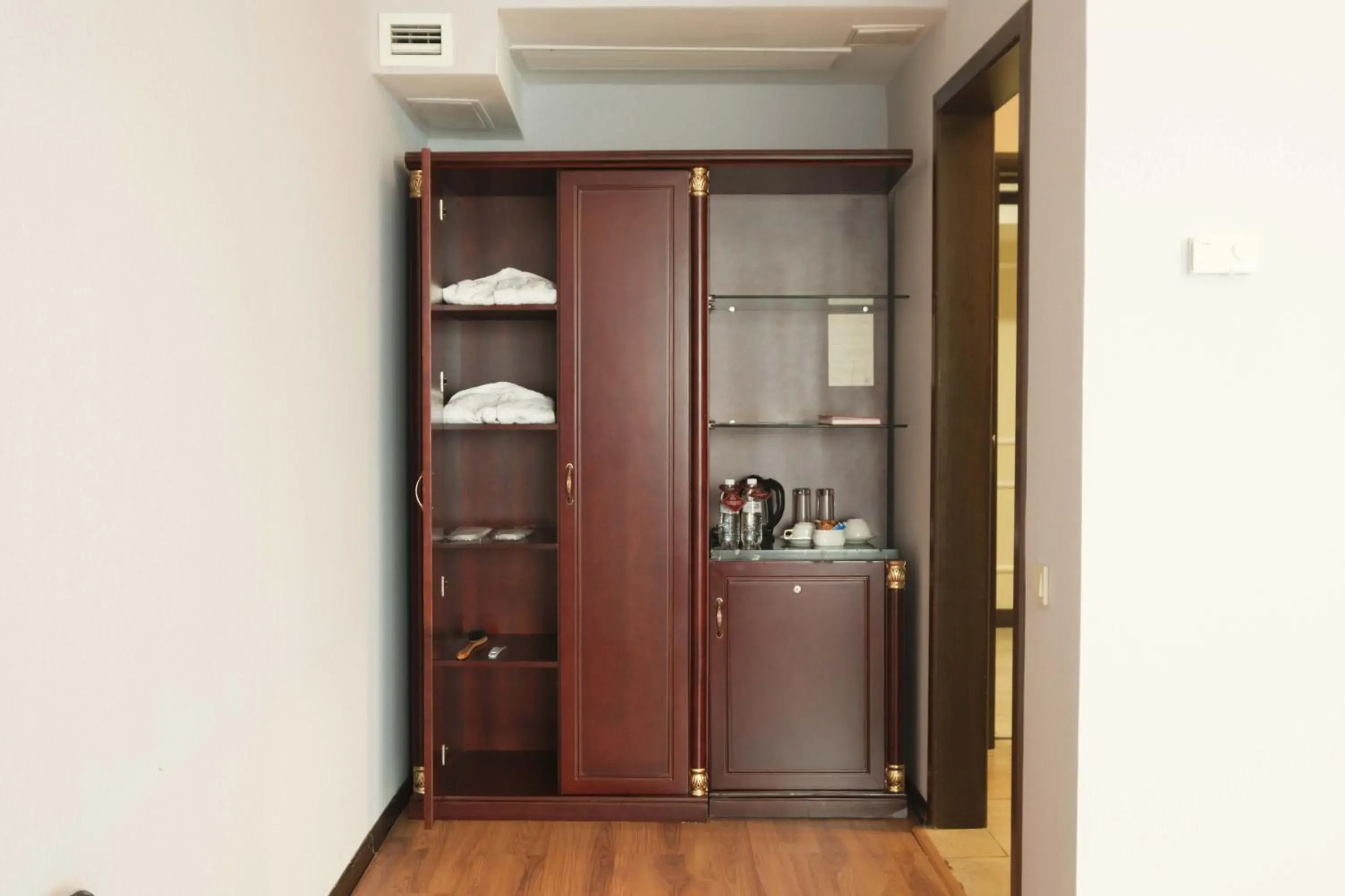 Coffee/tea facilities in REIKARTZ PARK ASTANA ex-Royal Park Hotel & SPA Coffee/tea facilities in REIKARTZ PARK ASTANA ex-Royal Park Hotel & SPA