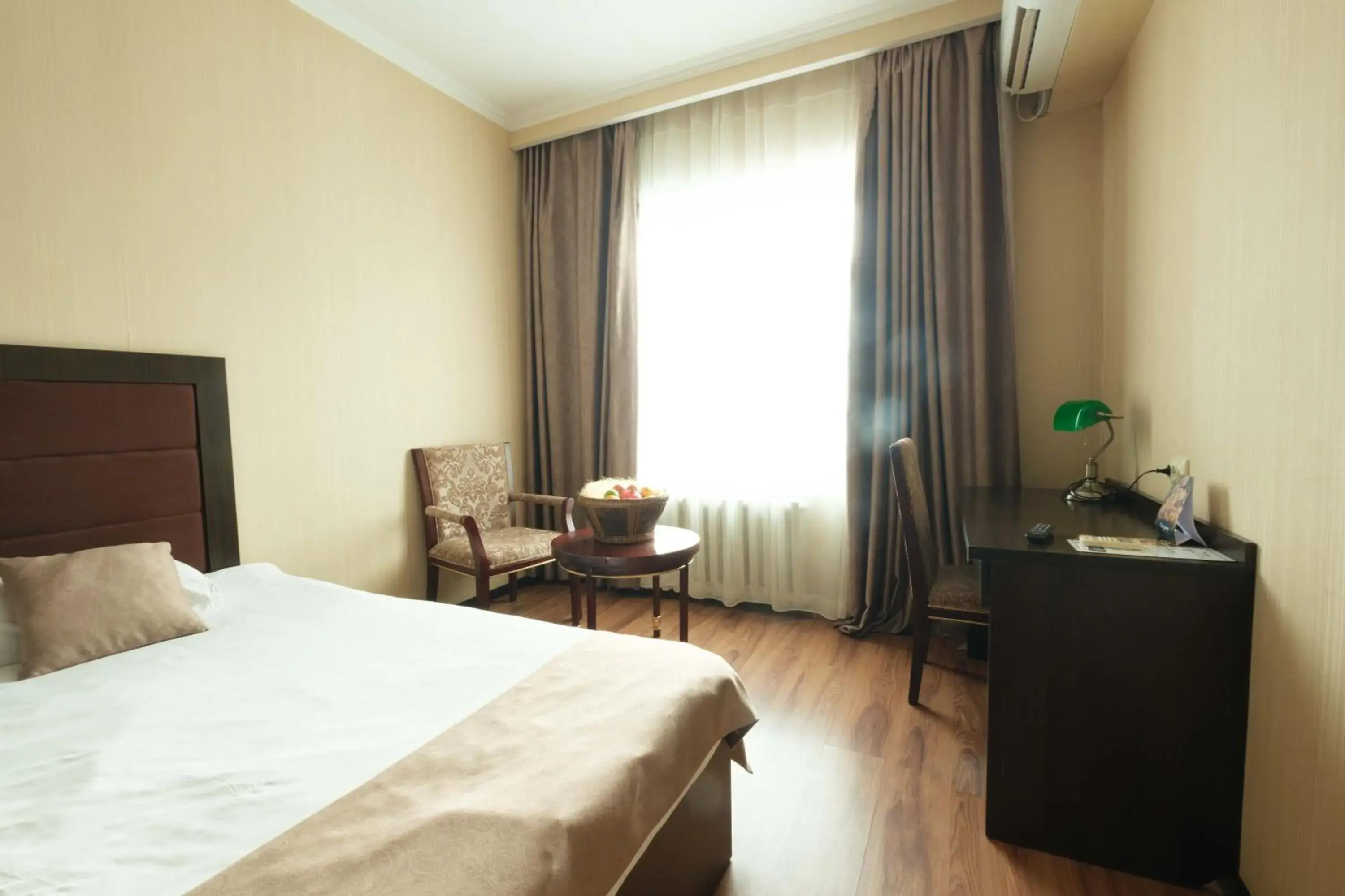 Bed in REIKARTZ PARK ASTANA ex-Royal Park Hotel & SPA Bed in REIKARTZ PARK ASTANA ex-Royal Park Hotel & SPA