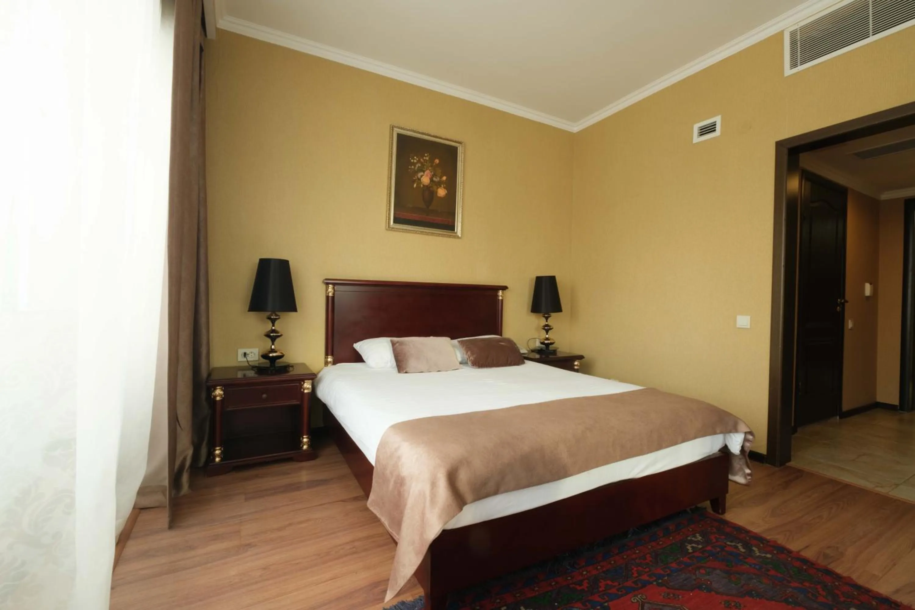 Bed in REIKARTZ PARK ASTANA ex-Royal Park Hotel & SPA