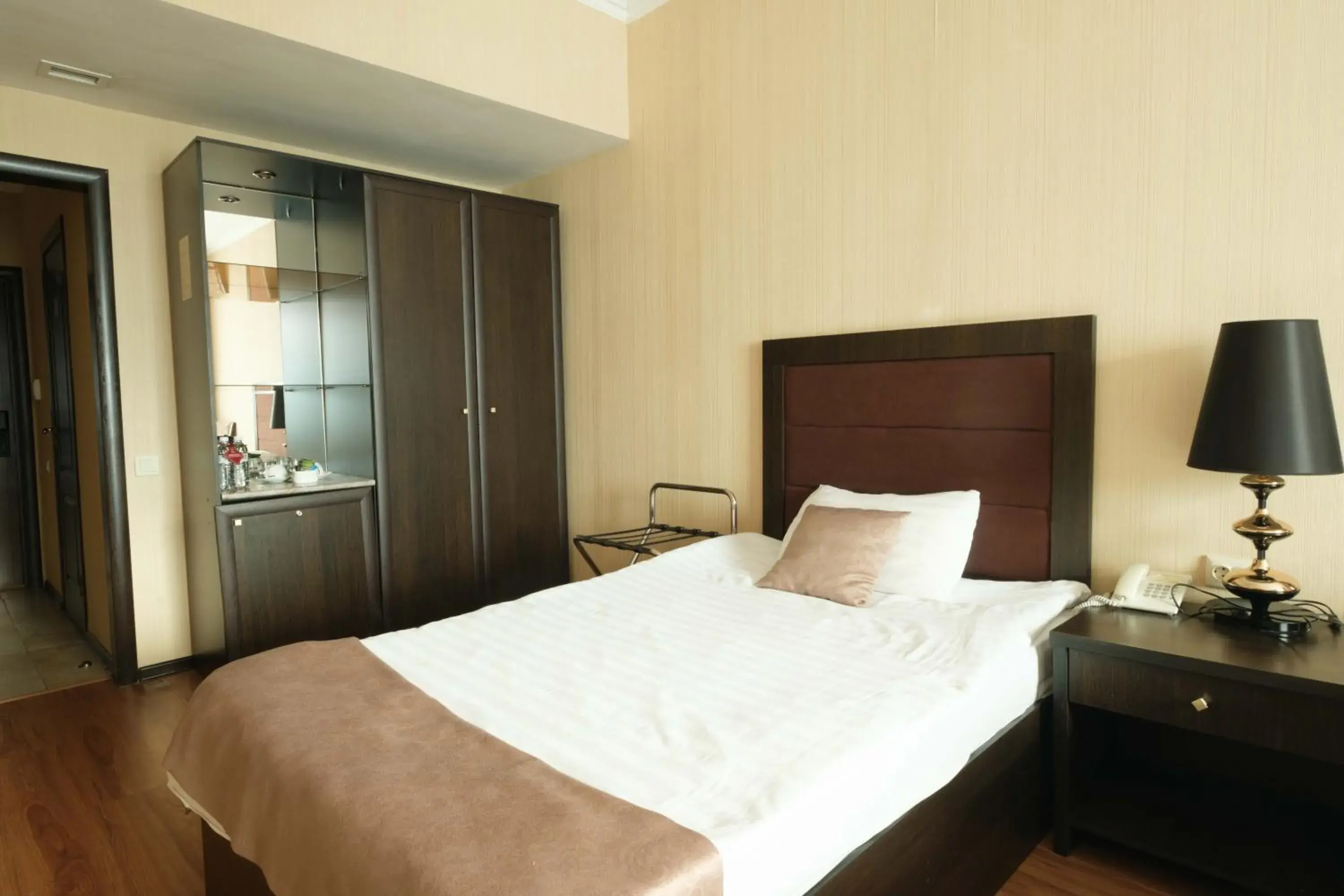 Bed in REIKARTZ PARK ASTANA ex-Royal Park Hotel & SPA Bed in REIKARTZ PARK ASTANA ex-Royal Park Hotel & SPA