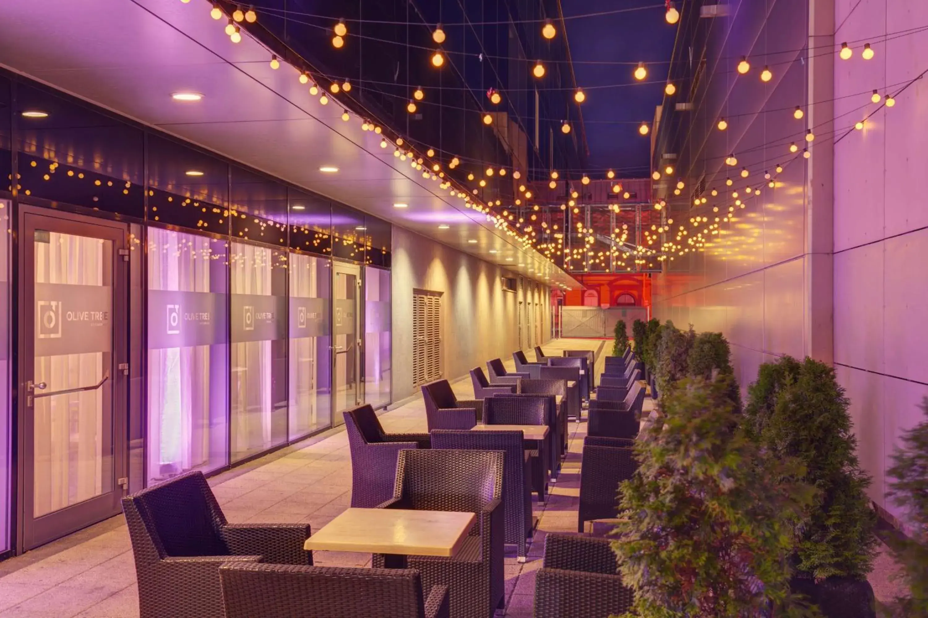 Restaurant/places to eat in DoubleTree By Hilton Košice Restaurant/places to eat in DoubleTree By Hilton Košice